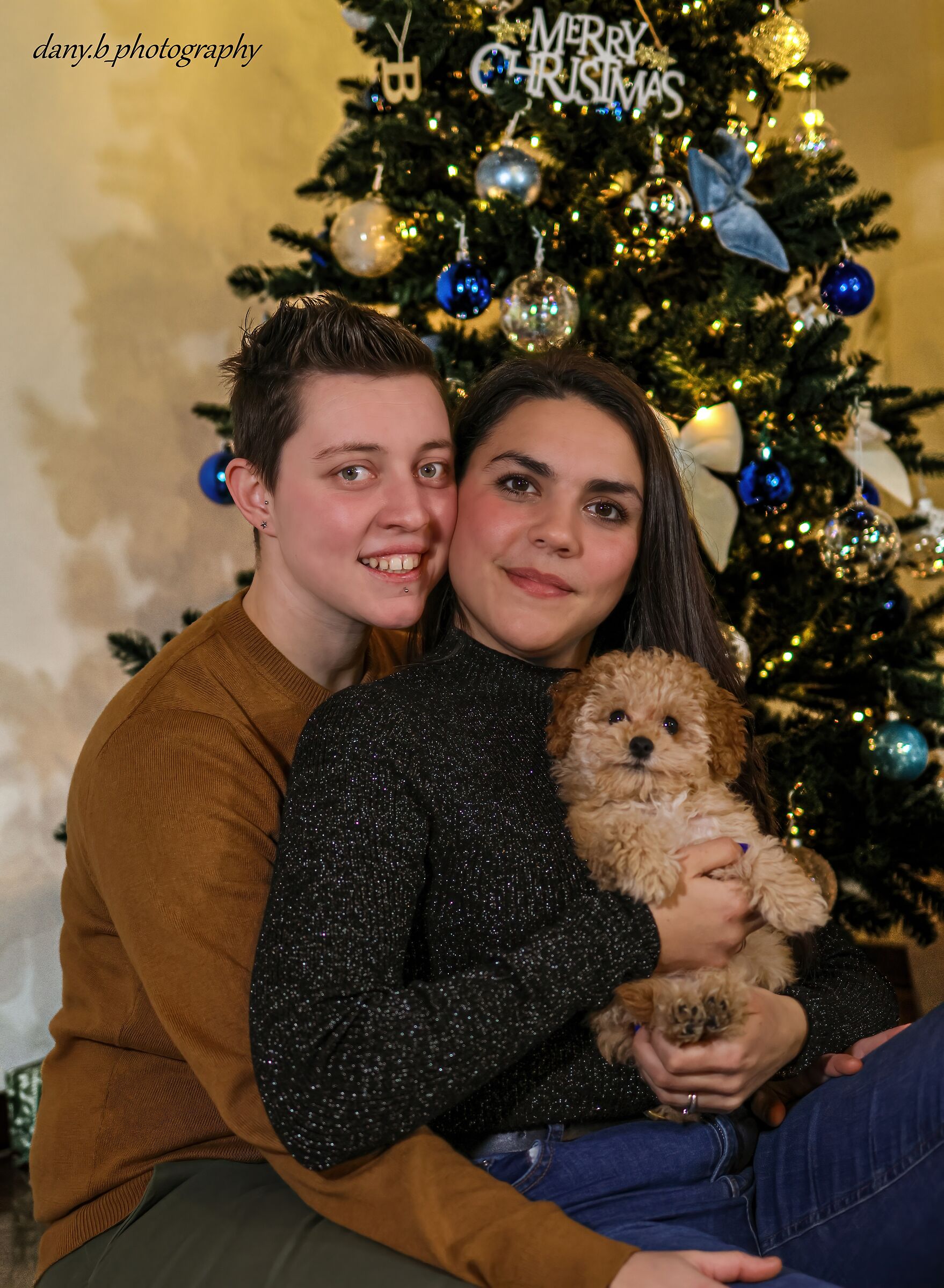 Love has no sex or society