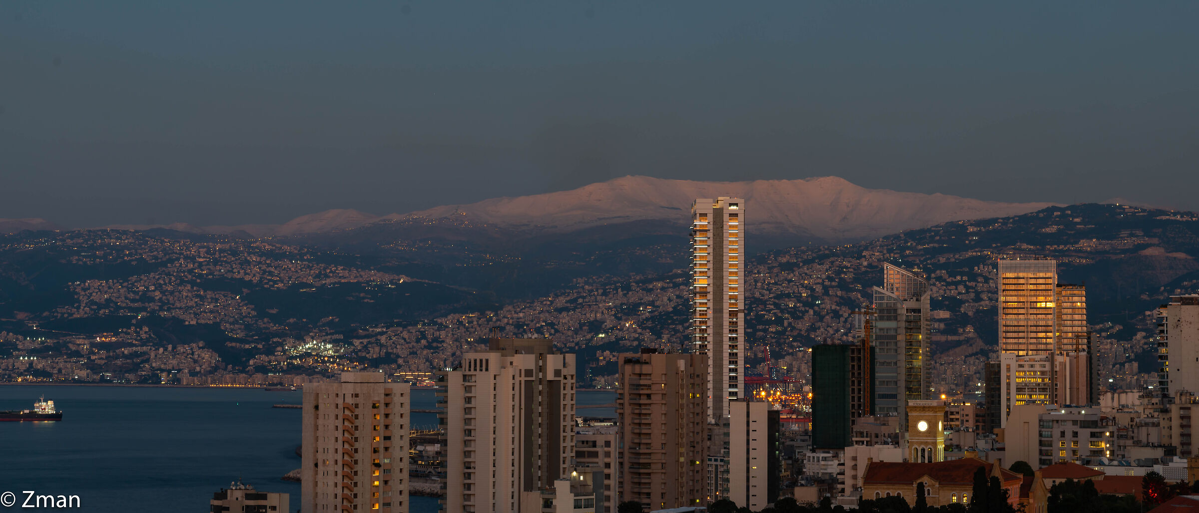 Neve con vista su Beirut