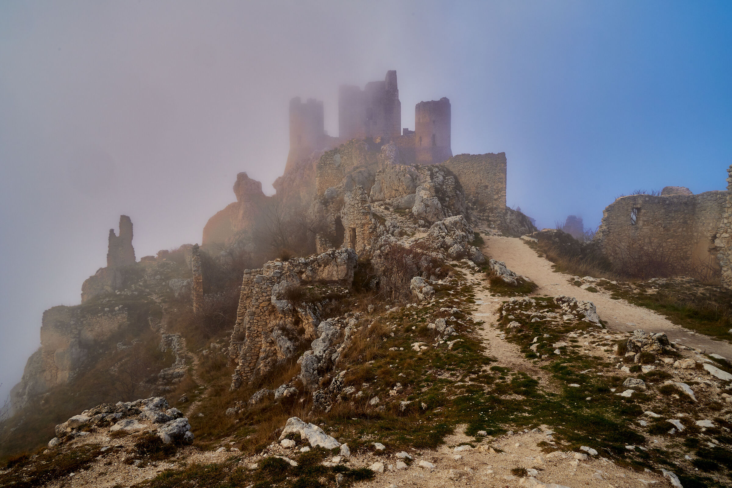 Nebbia a Rocca Calascio 1