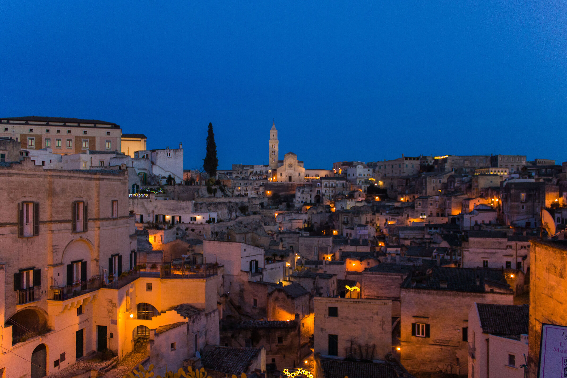 Le mani sulla città