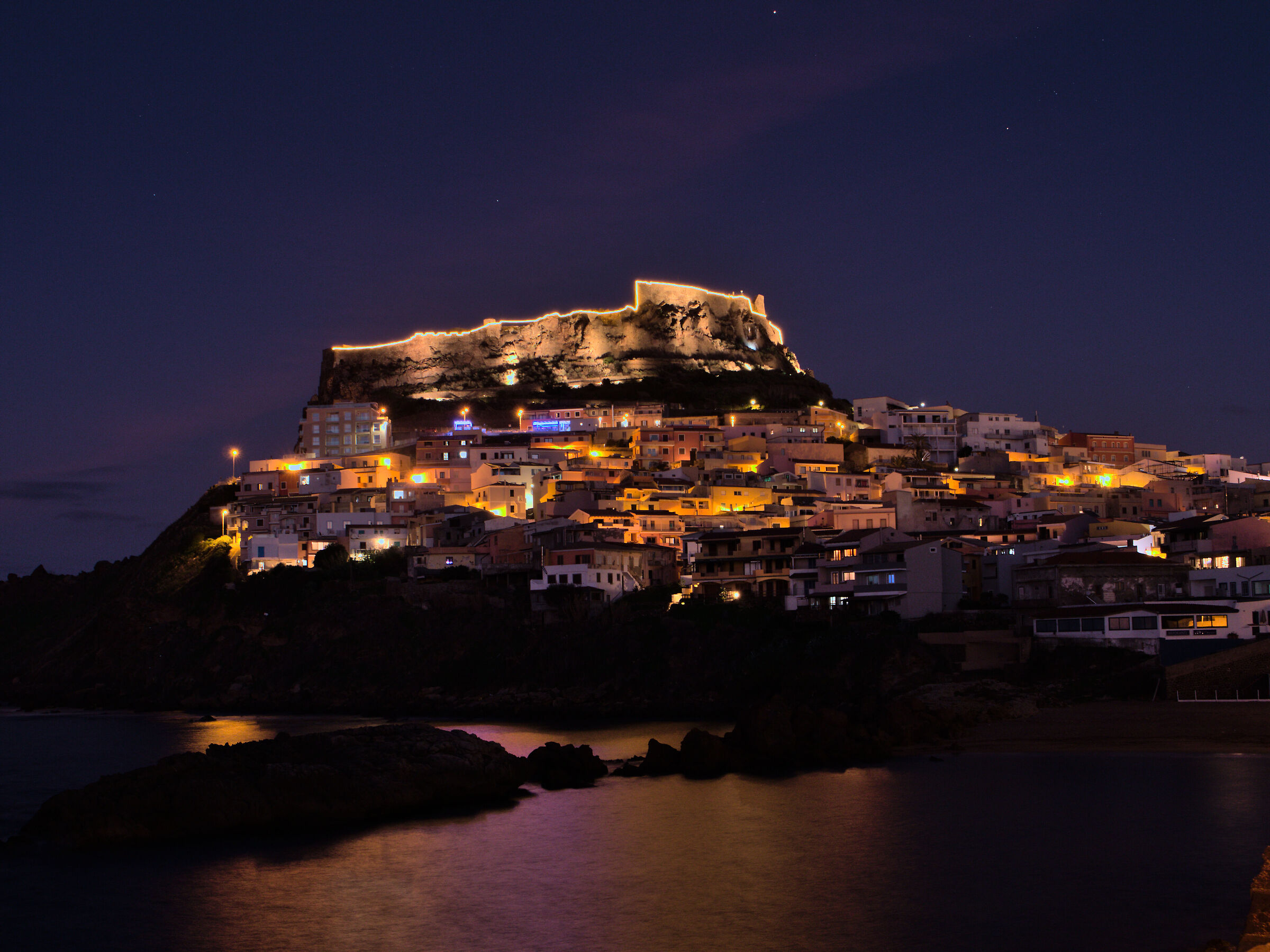 Castelsardo di notte