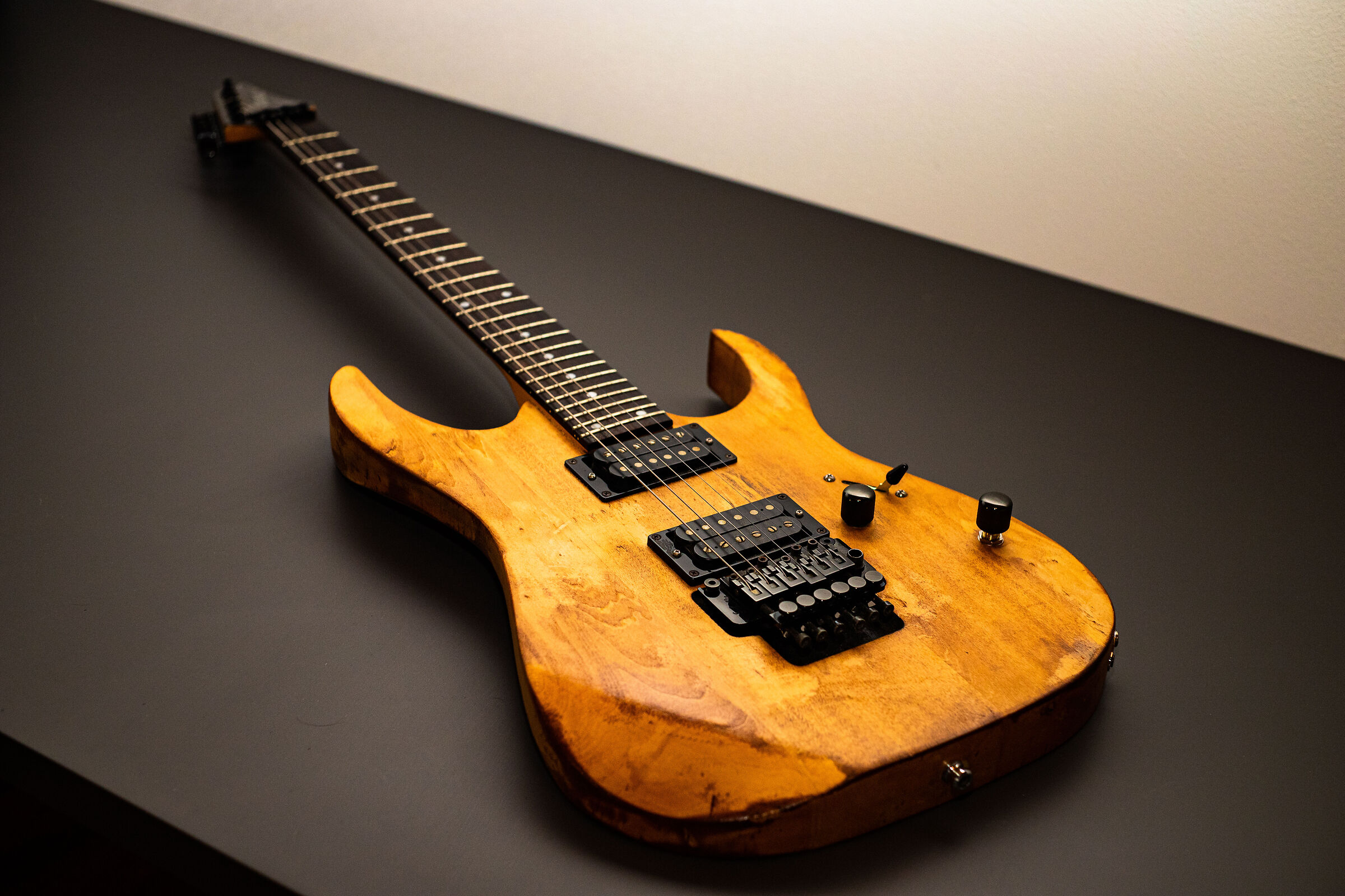 Ibanez_RG320
