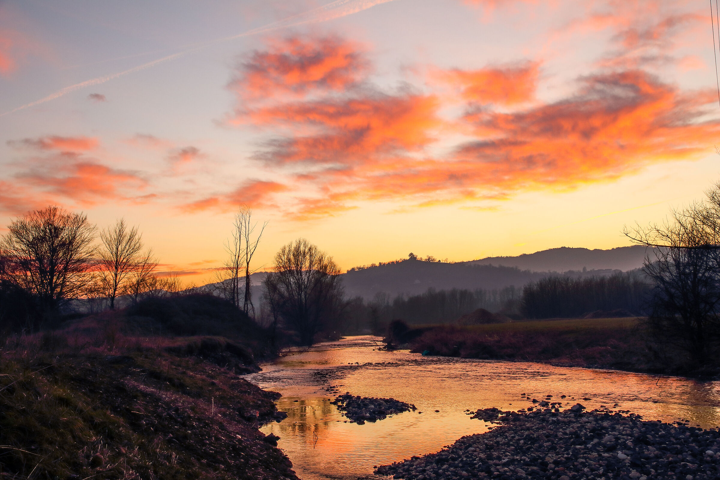 Sul fiume verso sera