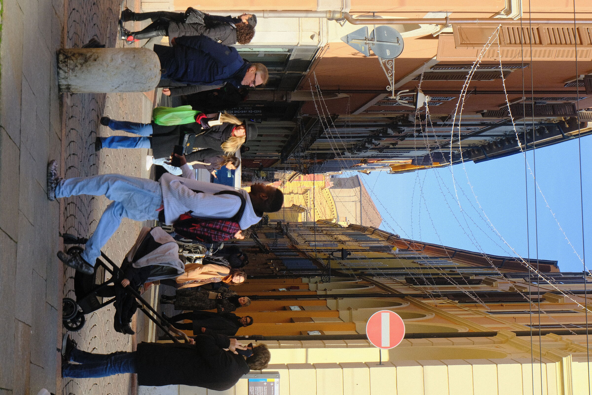 Via Cesare Battisti con in fondo San Domenico