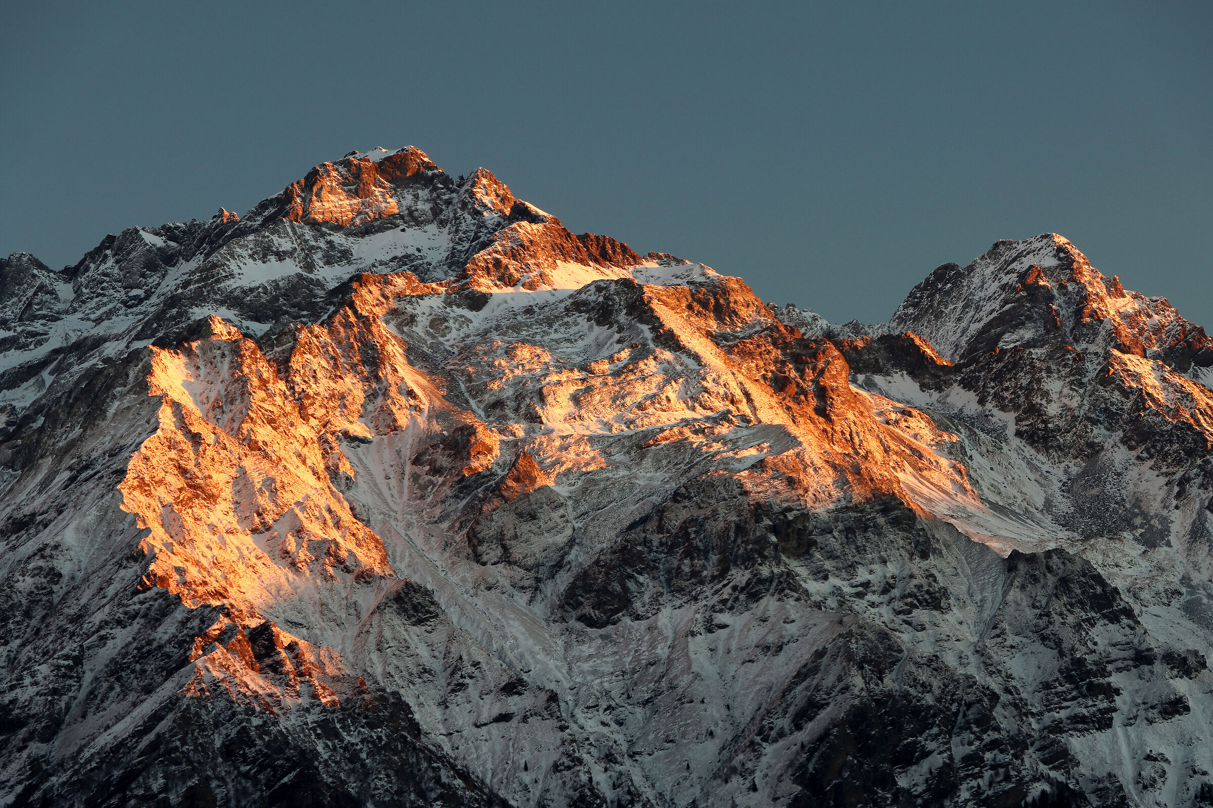 Sunrise on the giants