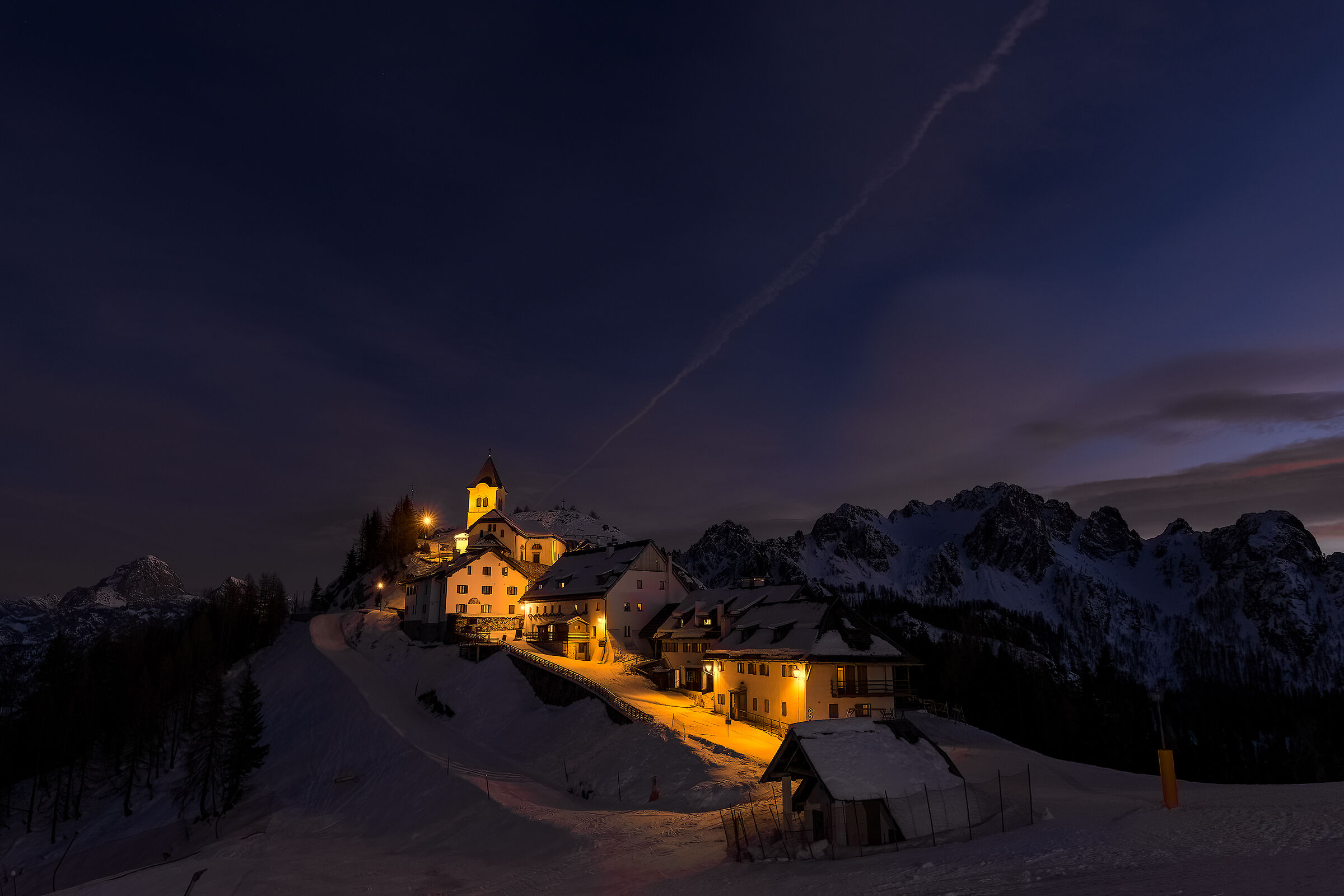 Si accendono le luci sul Lussari , 05/01/2023