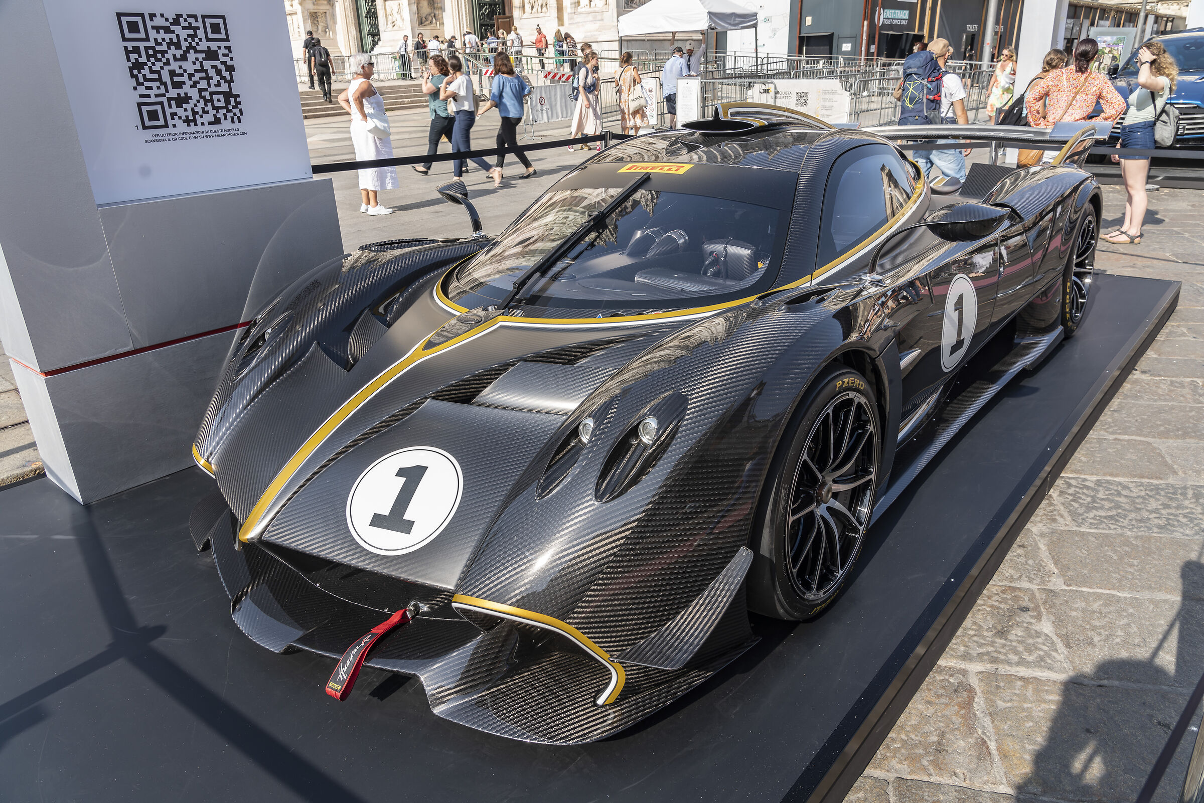 Pagani Huayra R