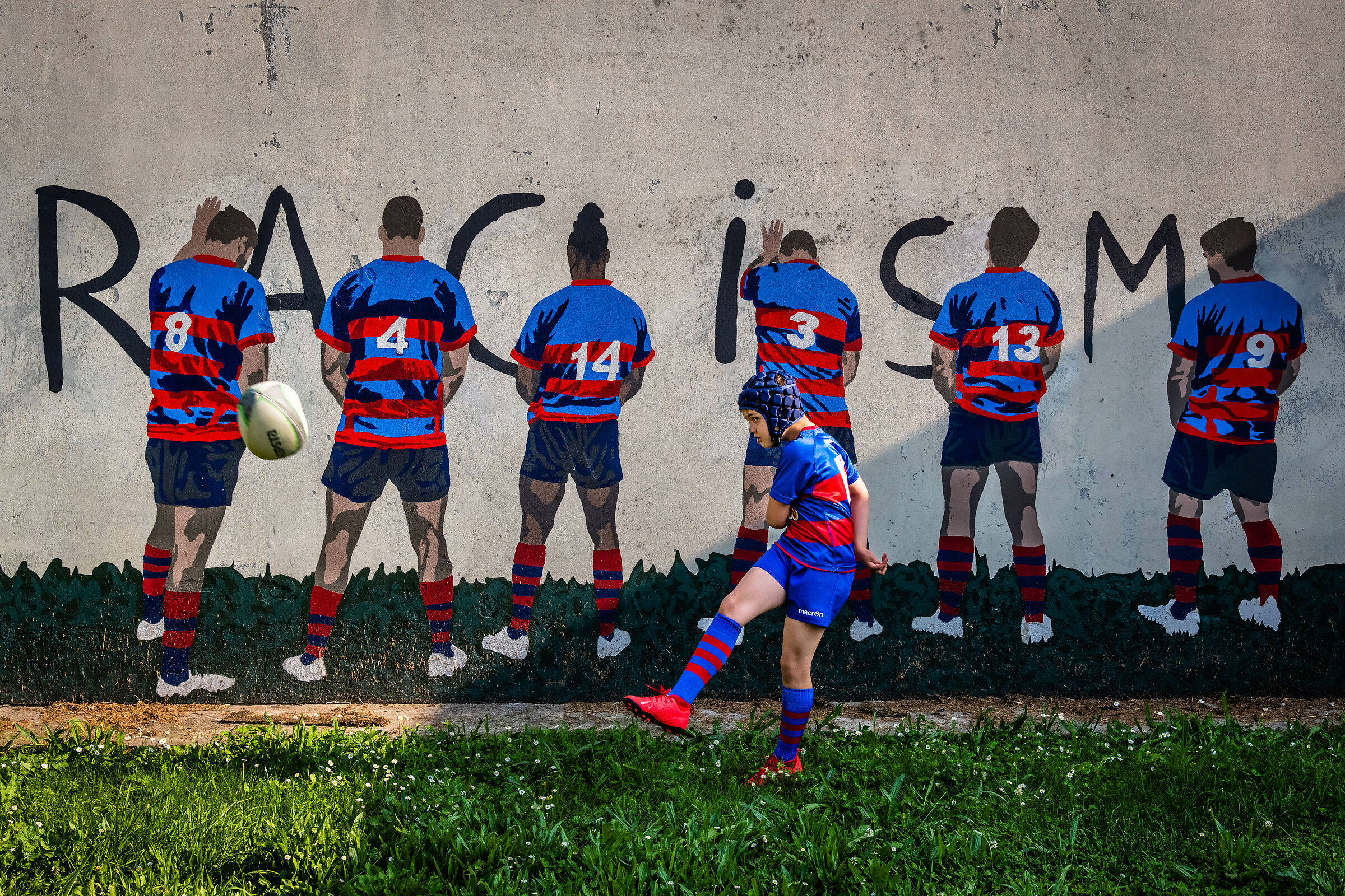 Un calcio al razzismo