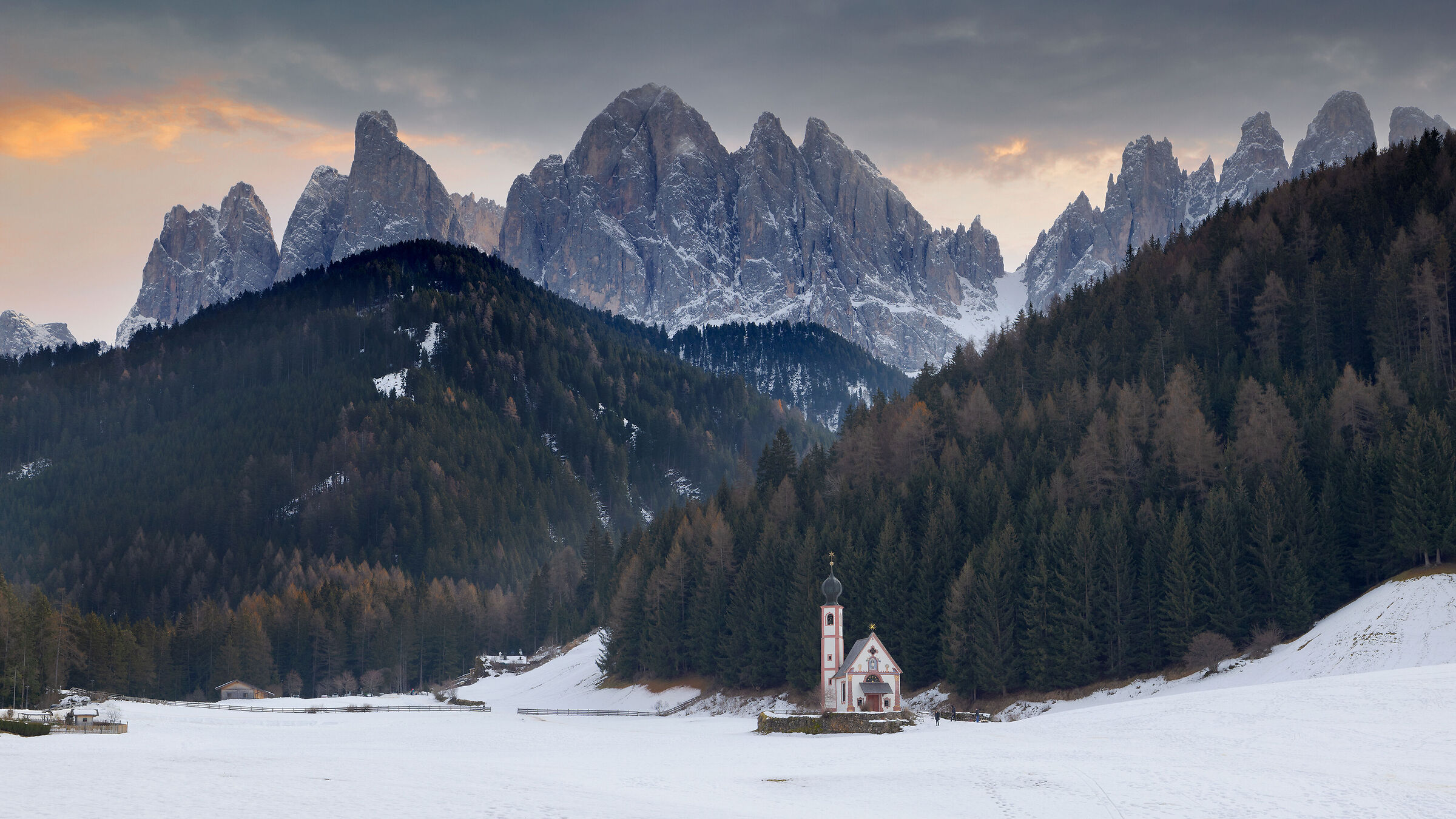 Postcard from S.Magdalena in Funes (bz)