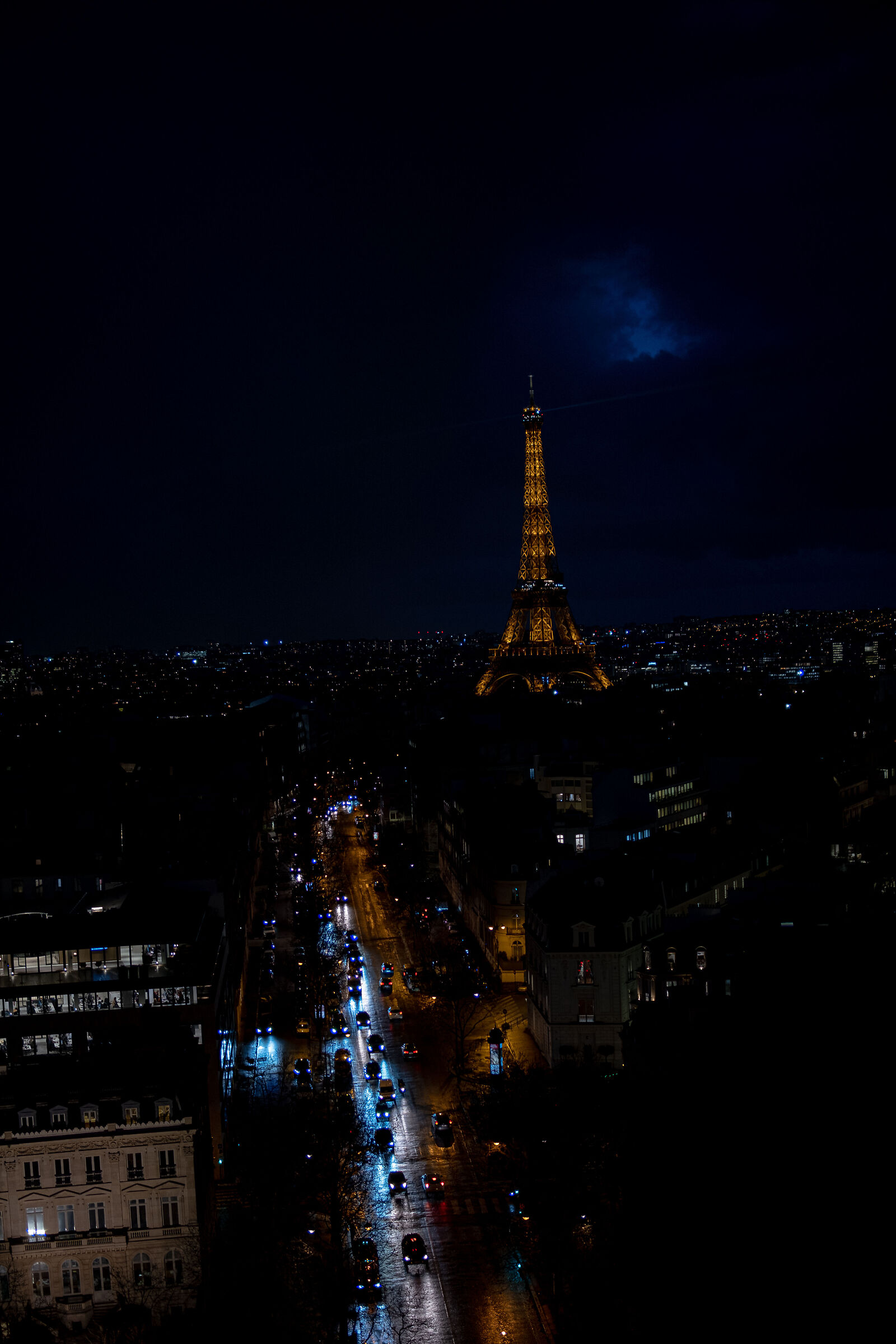 It can be seen from all sides