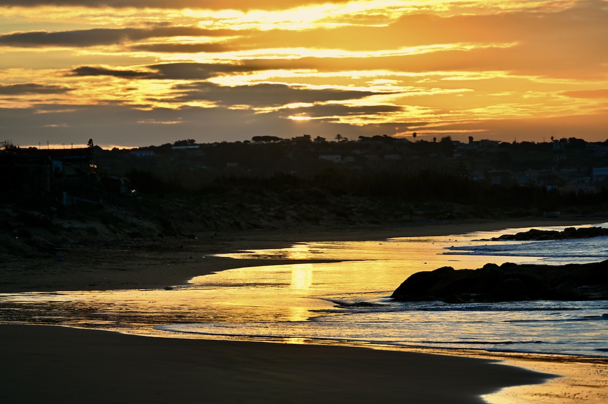 I fall in love with sunrises like this