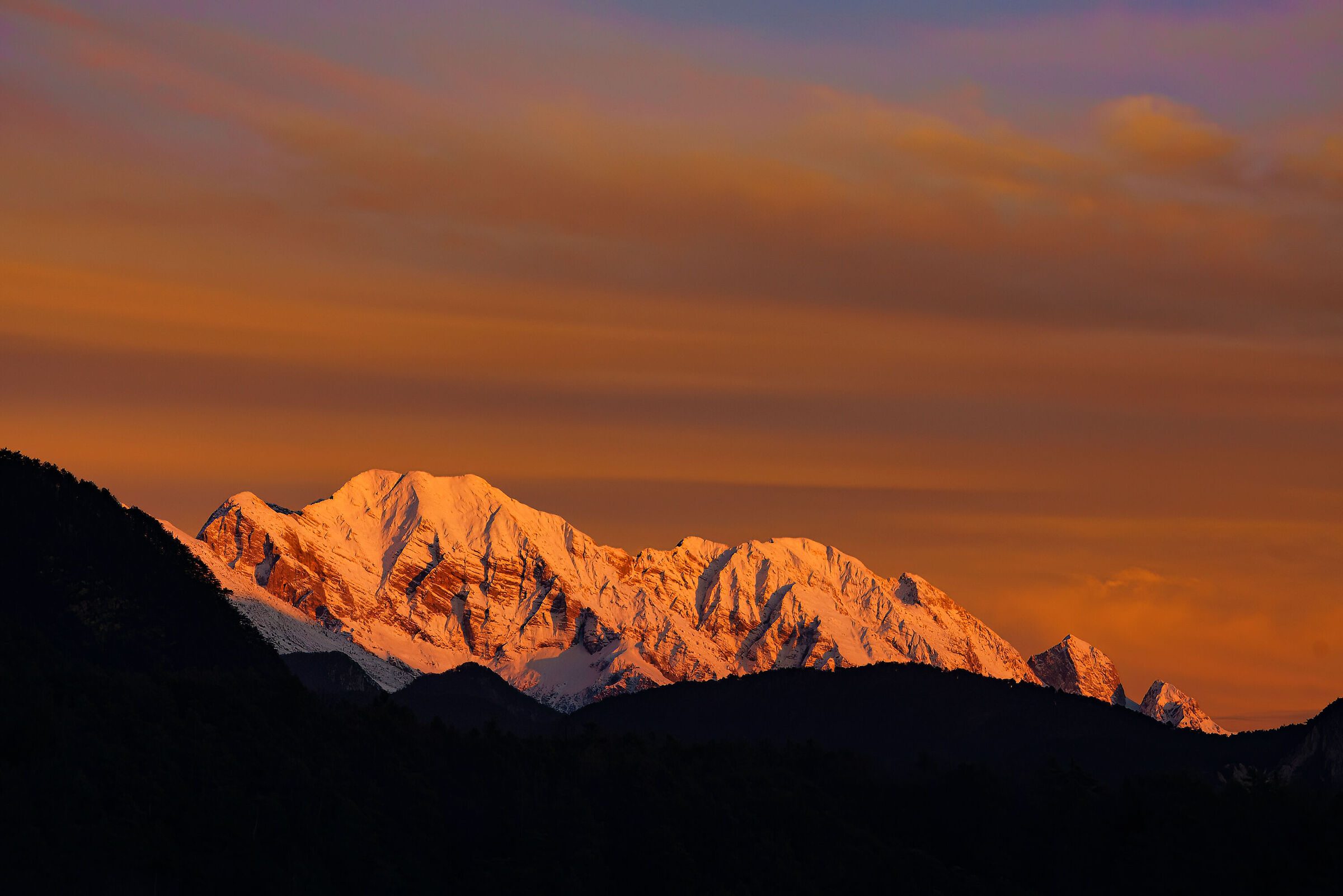 Tramonto sulle alpi Giulie ( Canin )