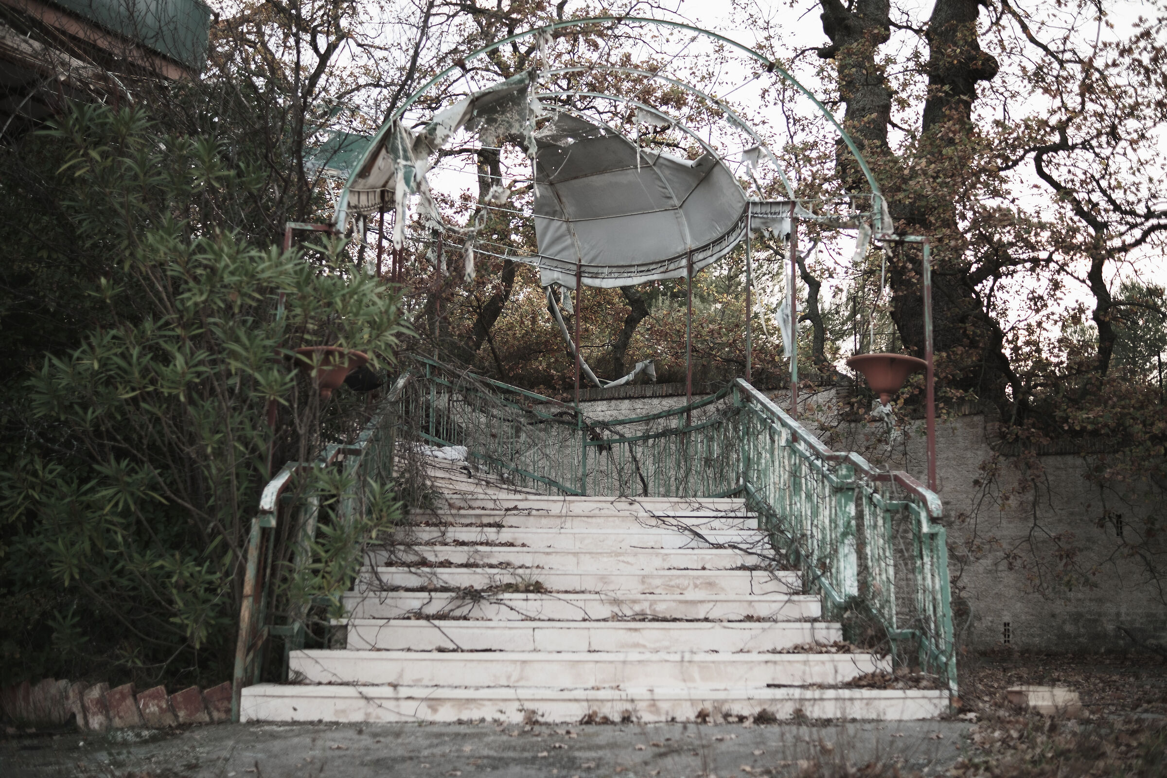 The entrance of the hotel