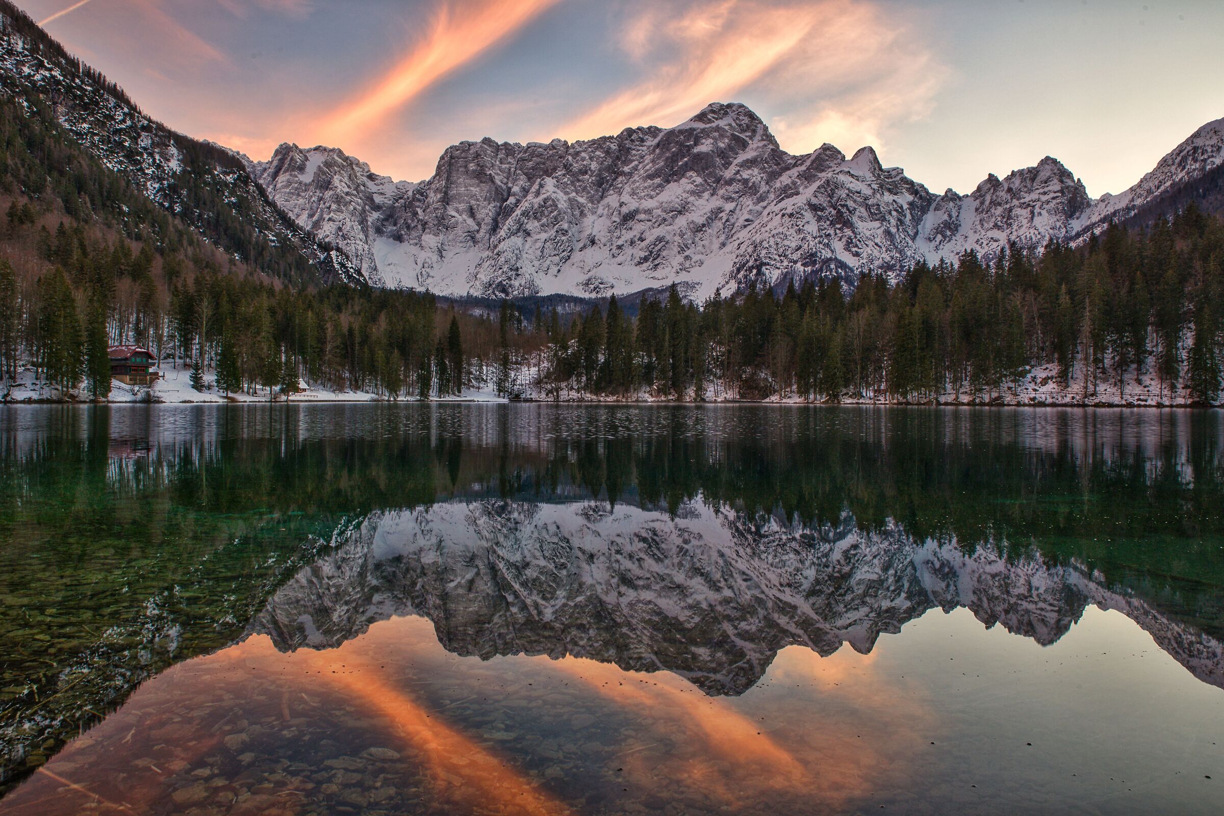 Tramonto invernale ai Laghi di Fusine.