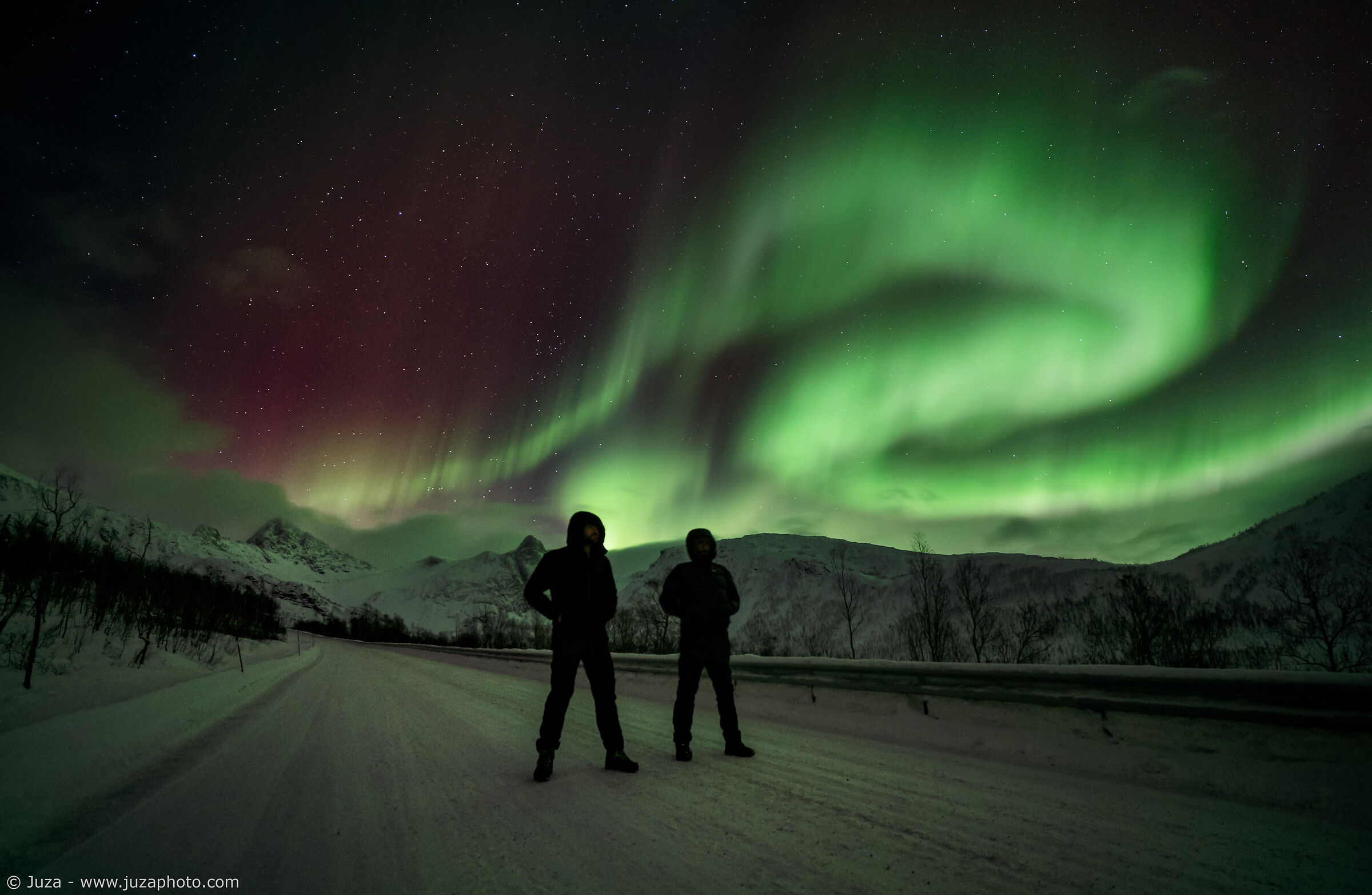 Self-timer, Northern Lights