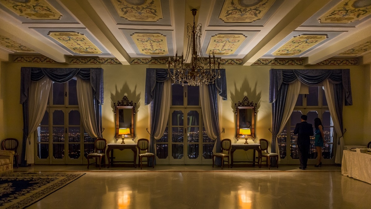 Penthouse with views haha