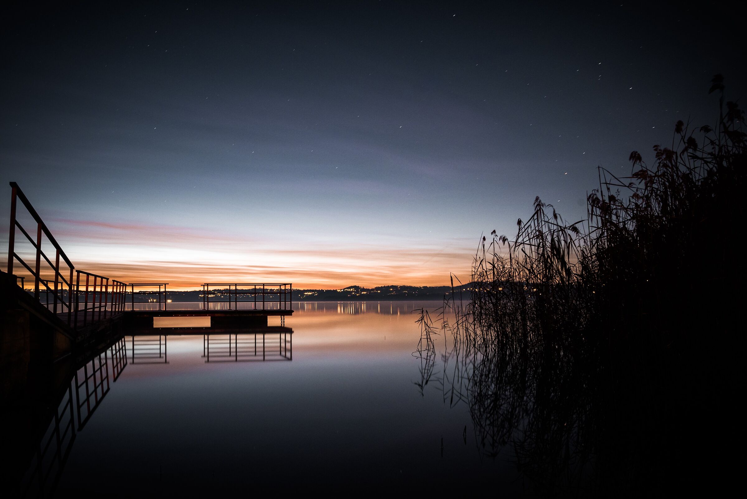Lago di Biandronno all'alba