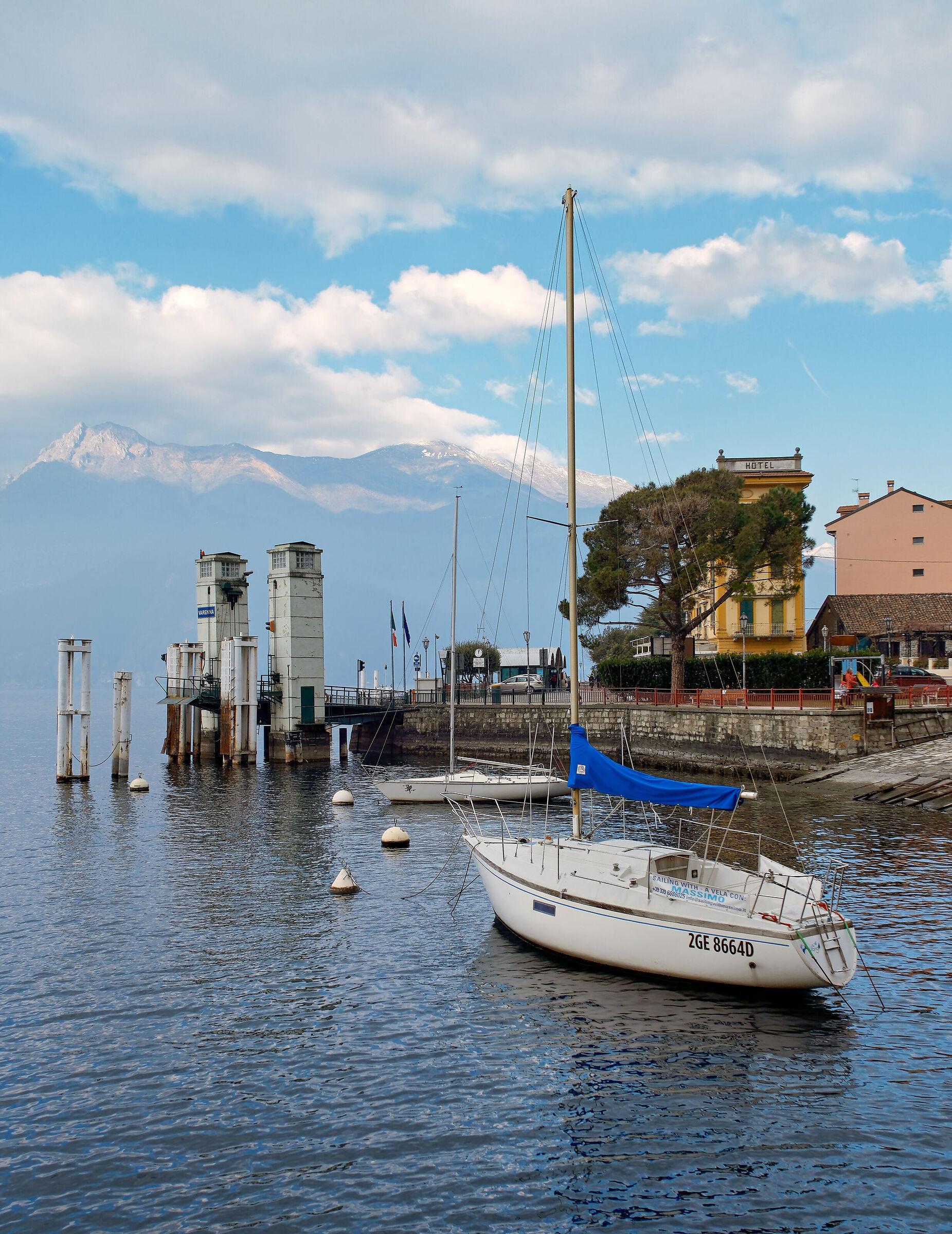 Varenna lago di como