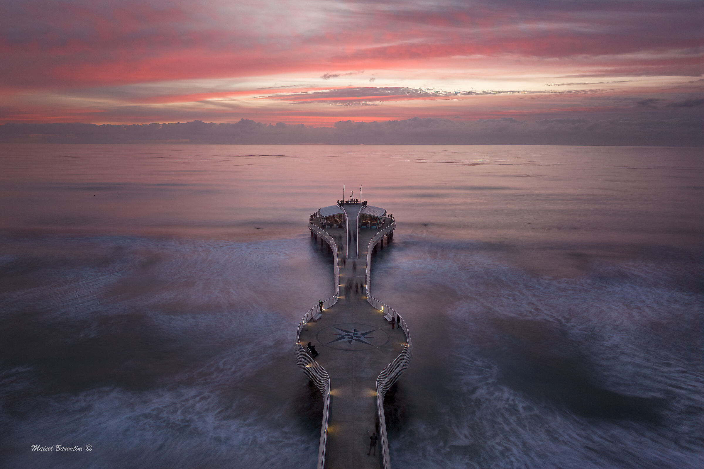 The pier in winter