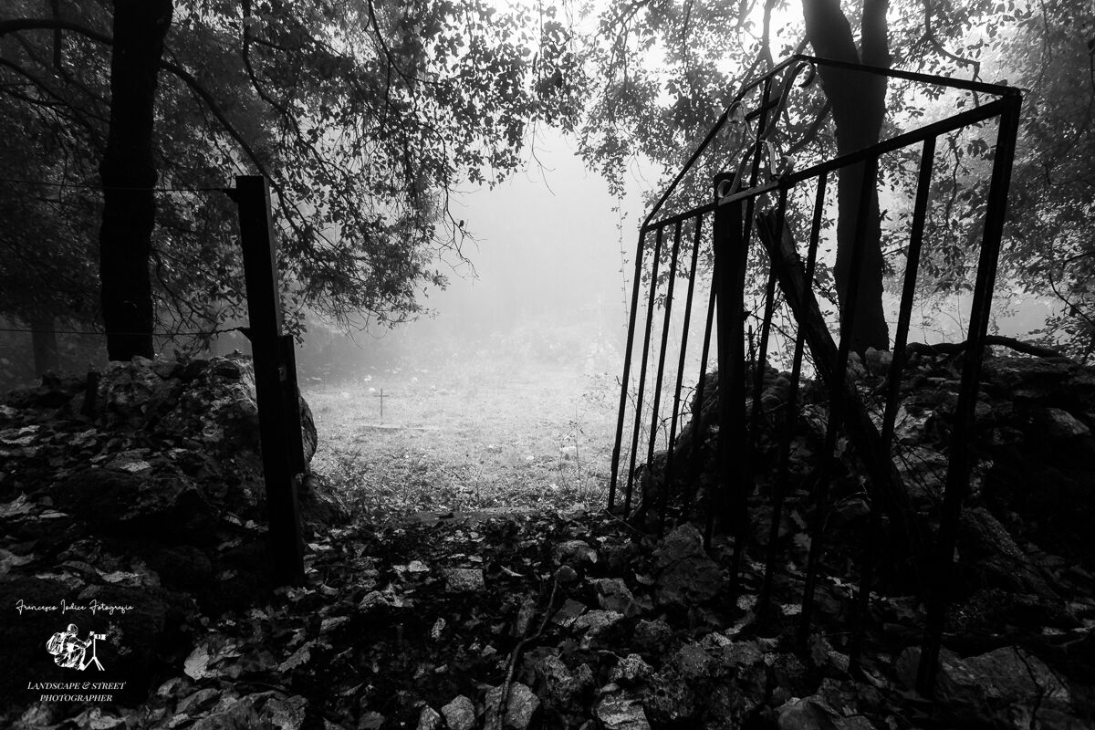 Piccolo Cimitero di Guerra abbandonato Itri