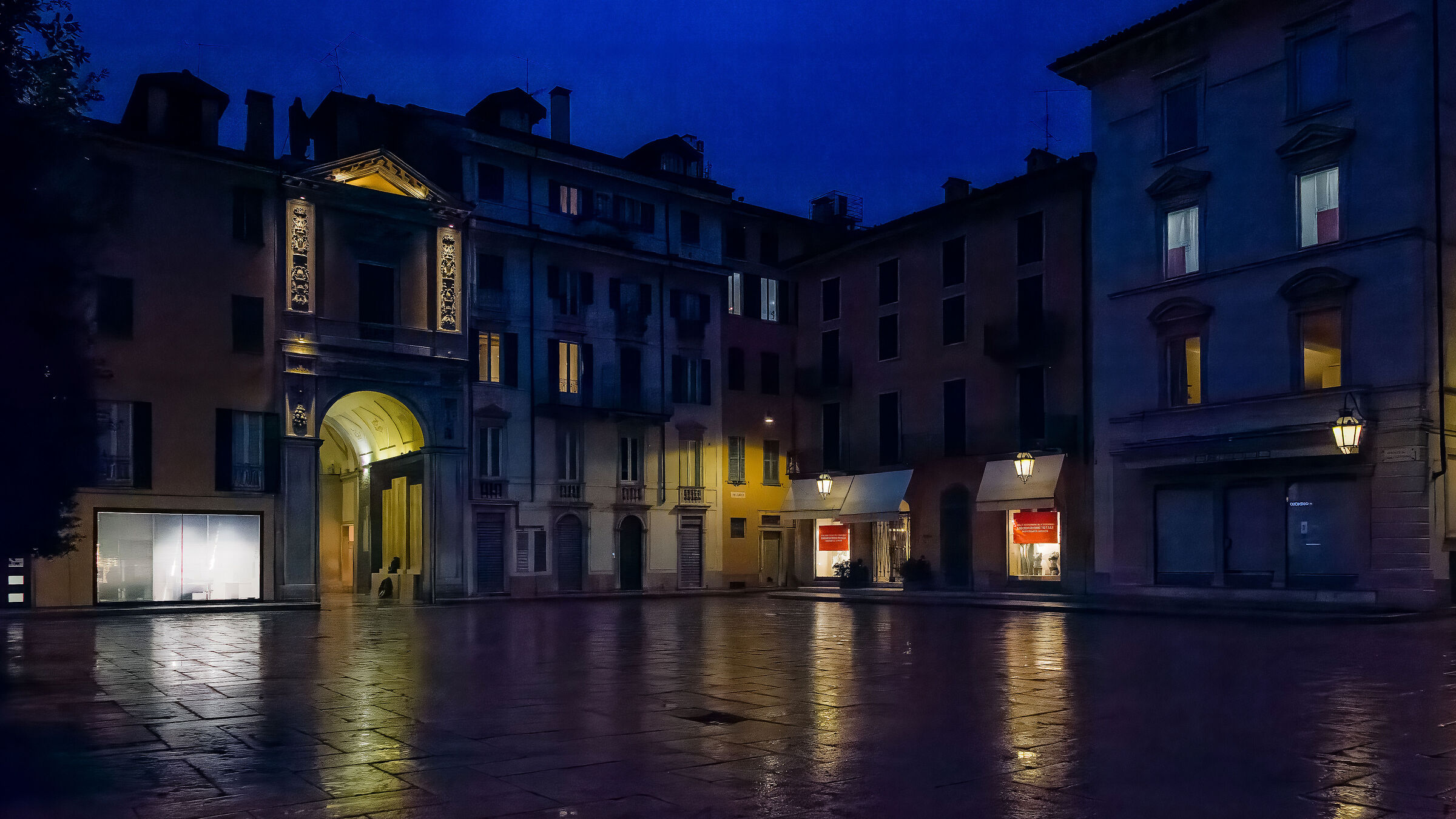 La fine di un temporale ci lascia sempre soli ...