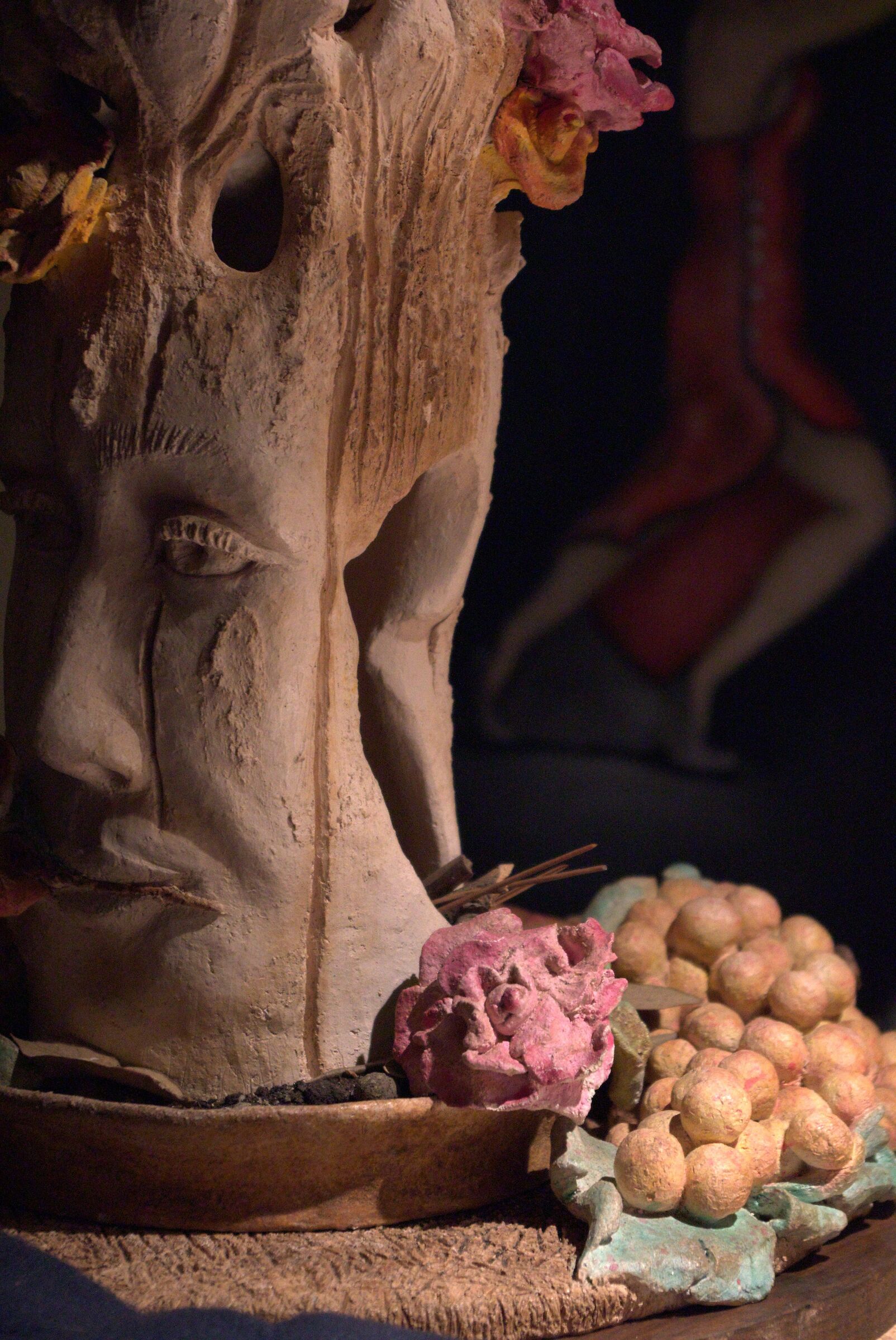 Terracotta con sfondo danzante