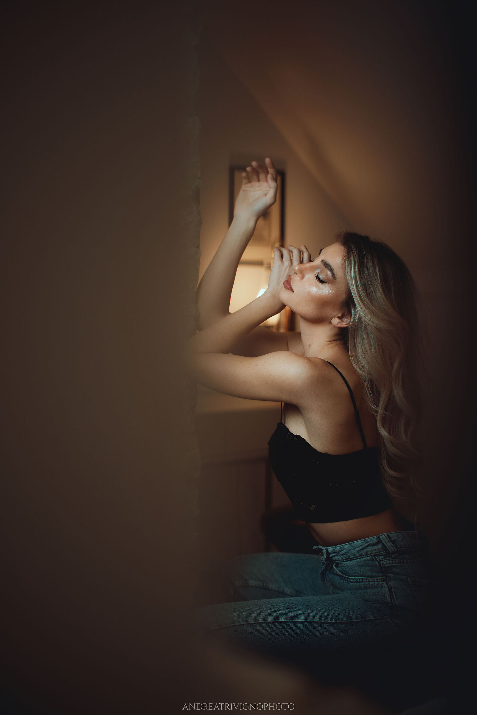 Tonia - One 7