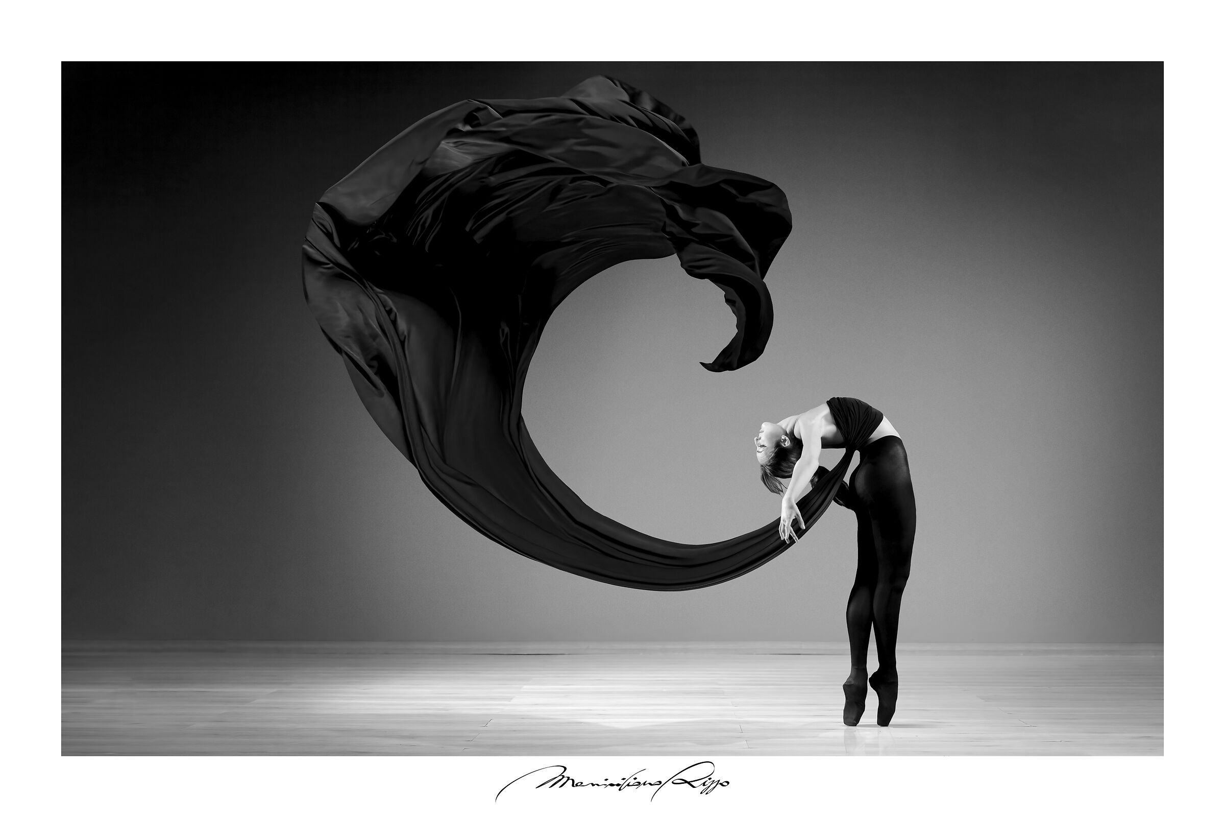 "Portraits on tiptoe" 2