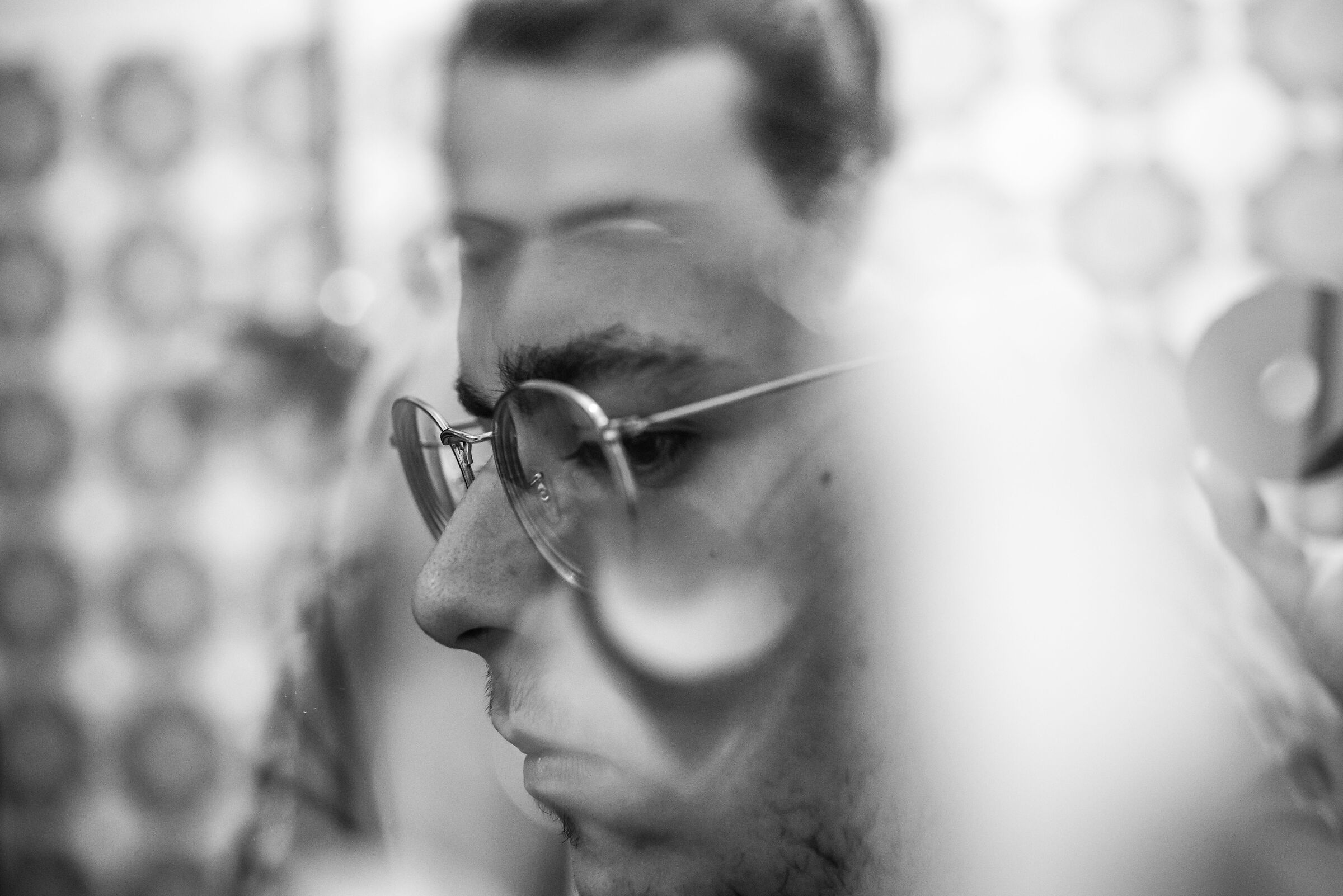 The mirror...