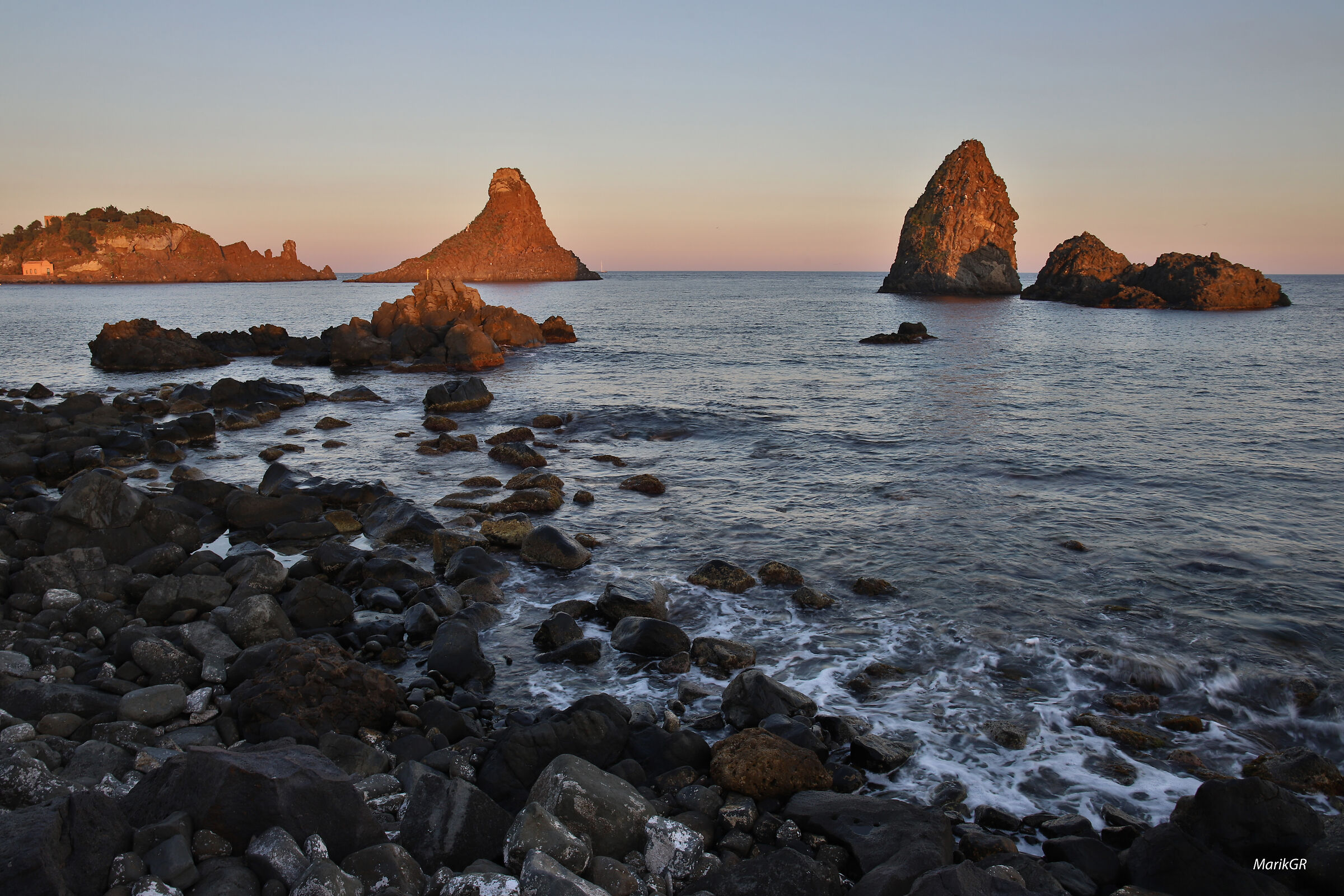 Faraglioni di Acitrezza - Acitrezza (ct)