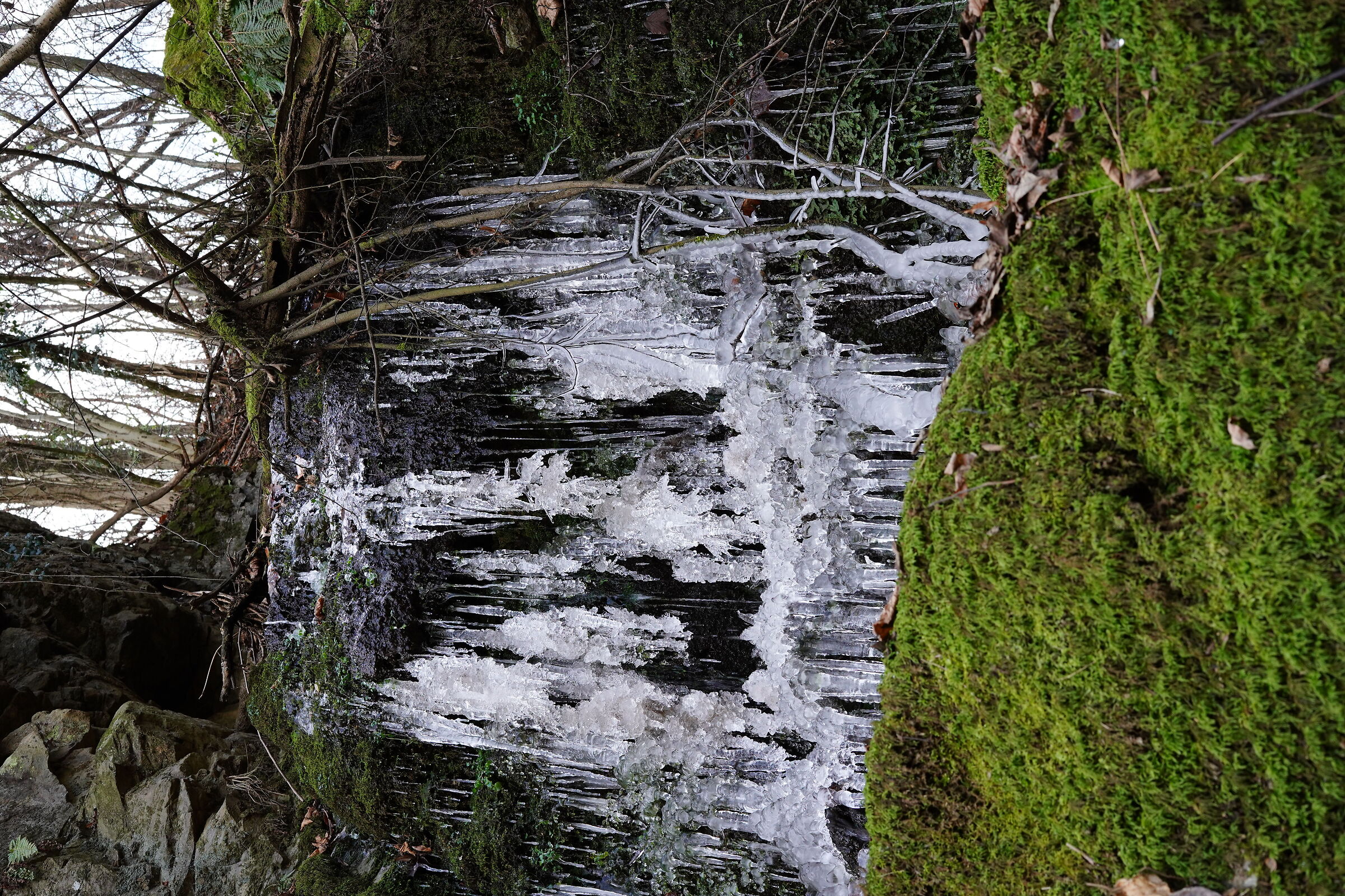 Waterfall at the "gorgo moro" Biella- 3