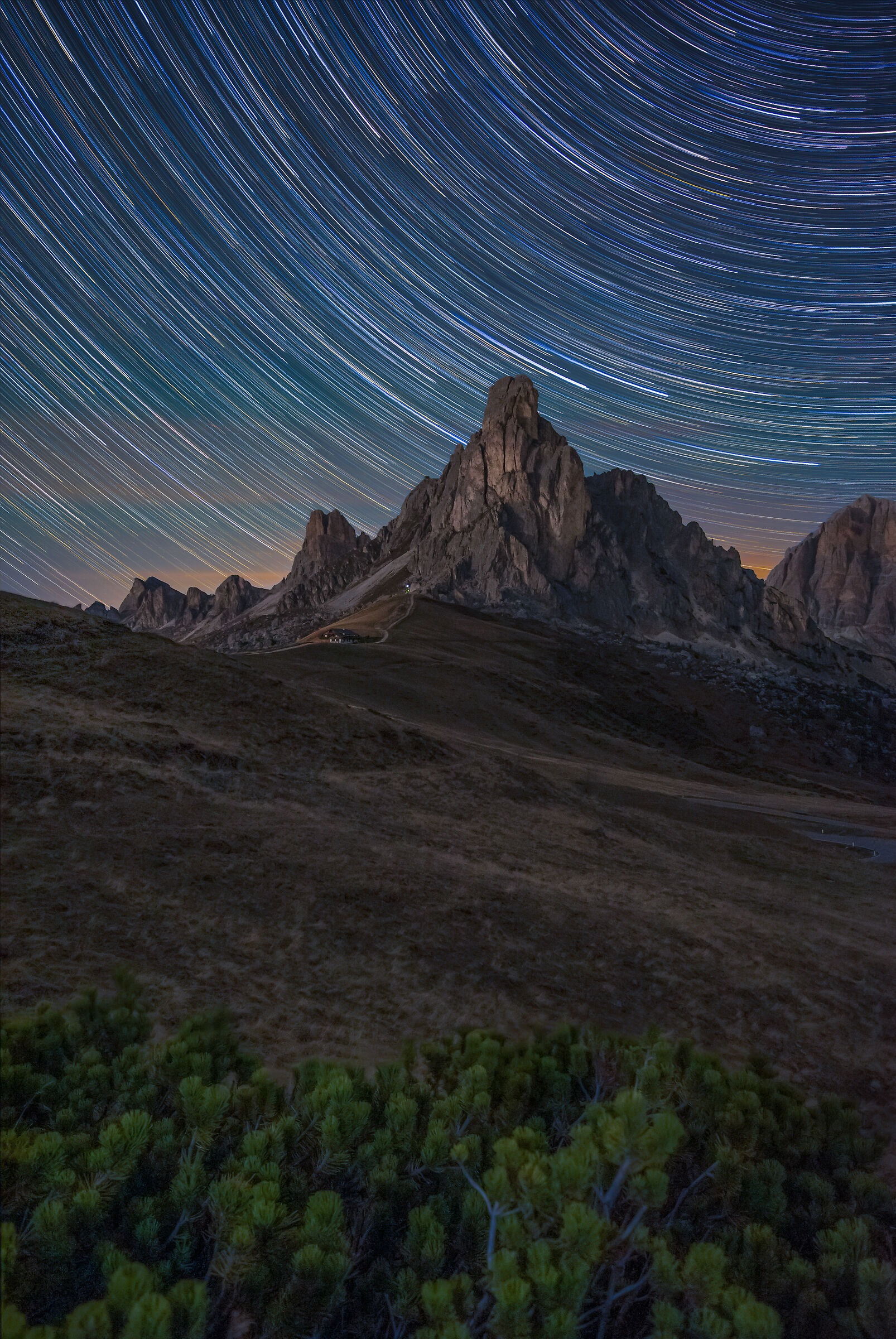 Star Trail a Passo Giau