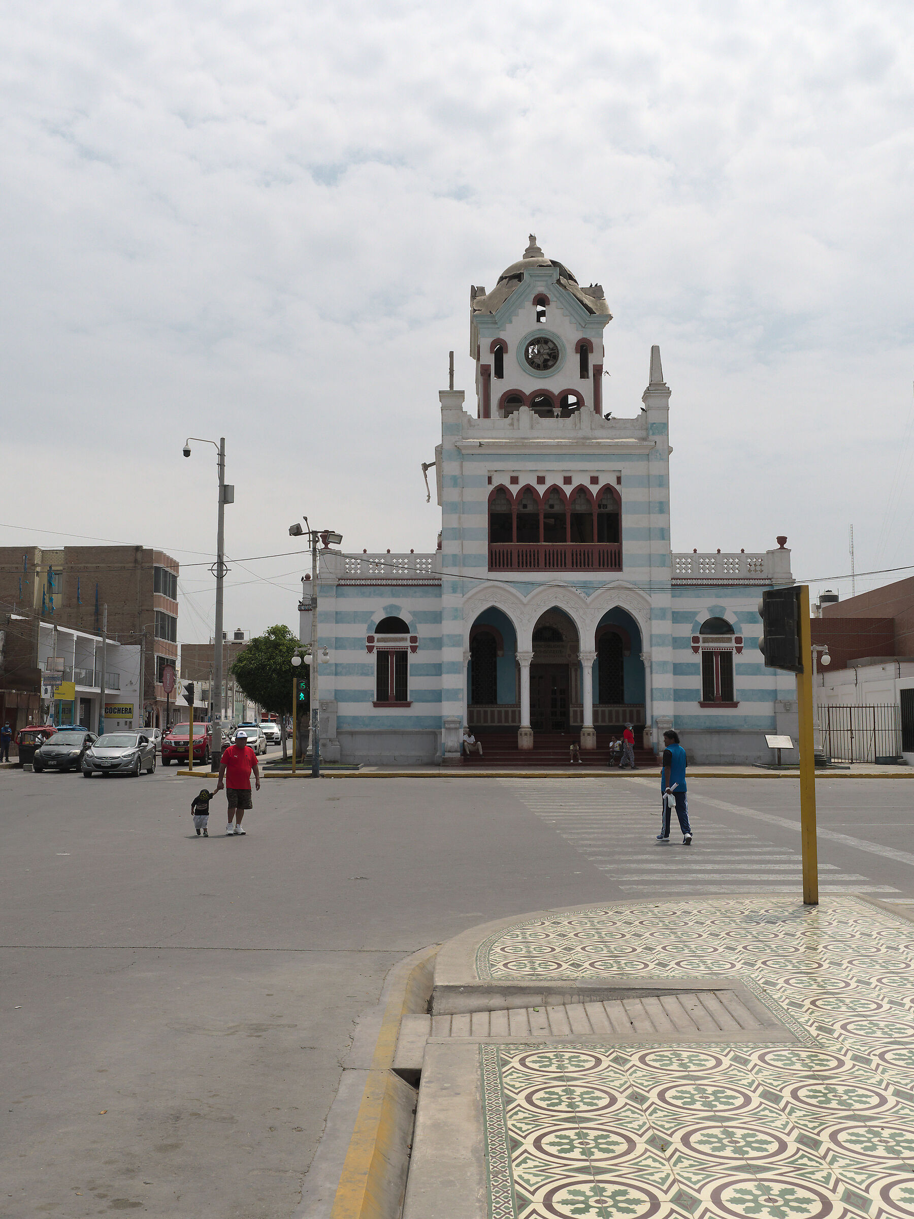 plaza de armas 1 (Pisco, Peru)