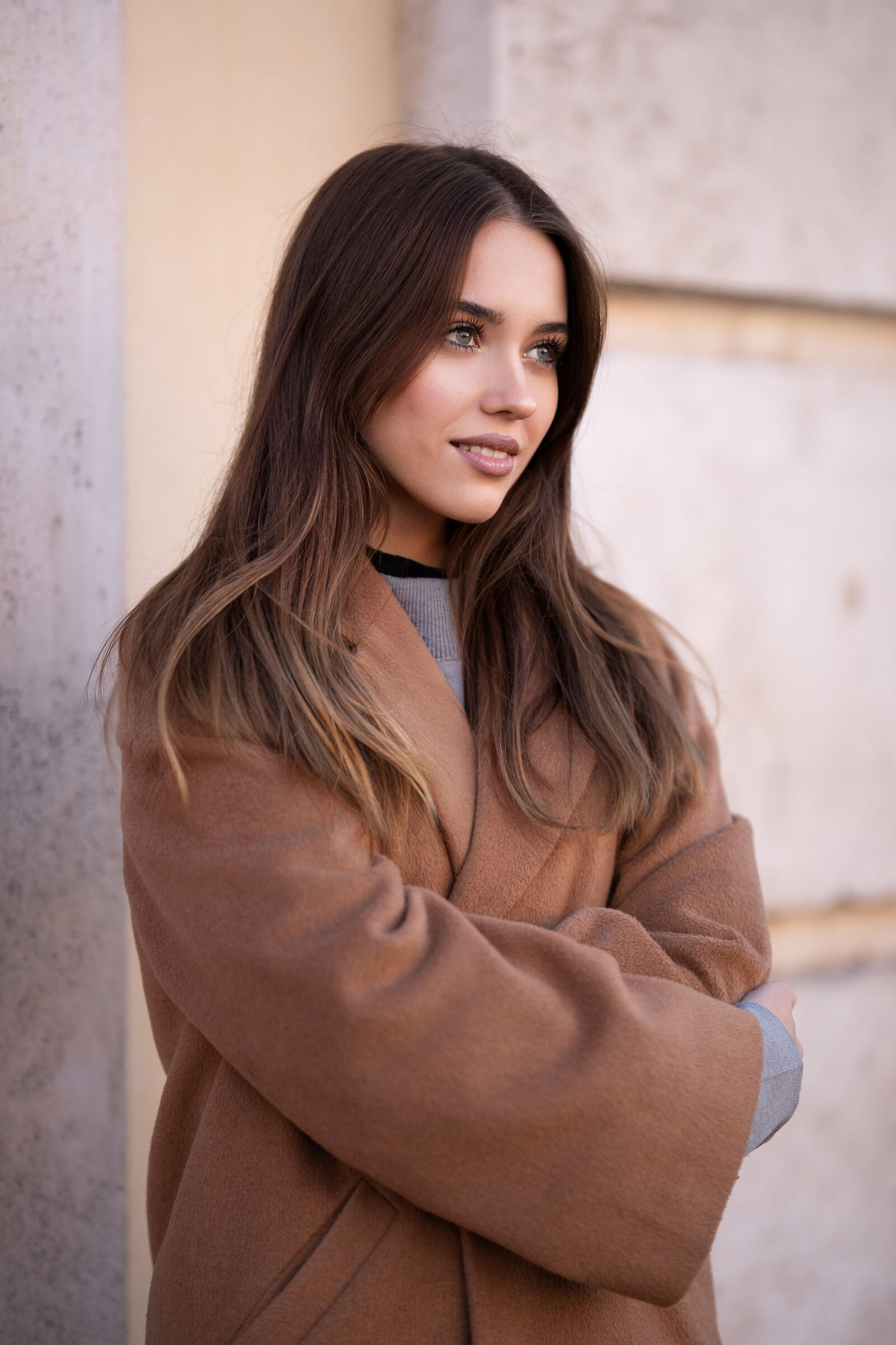 Daniela's delicate face