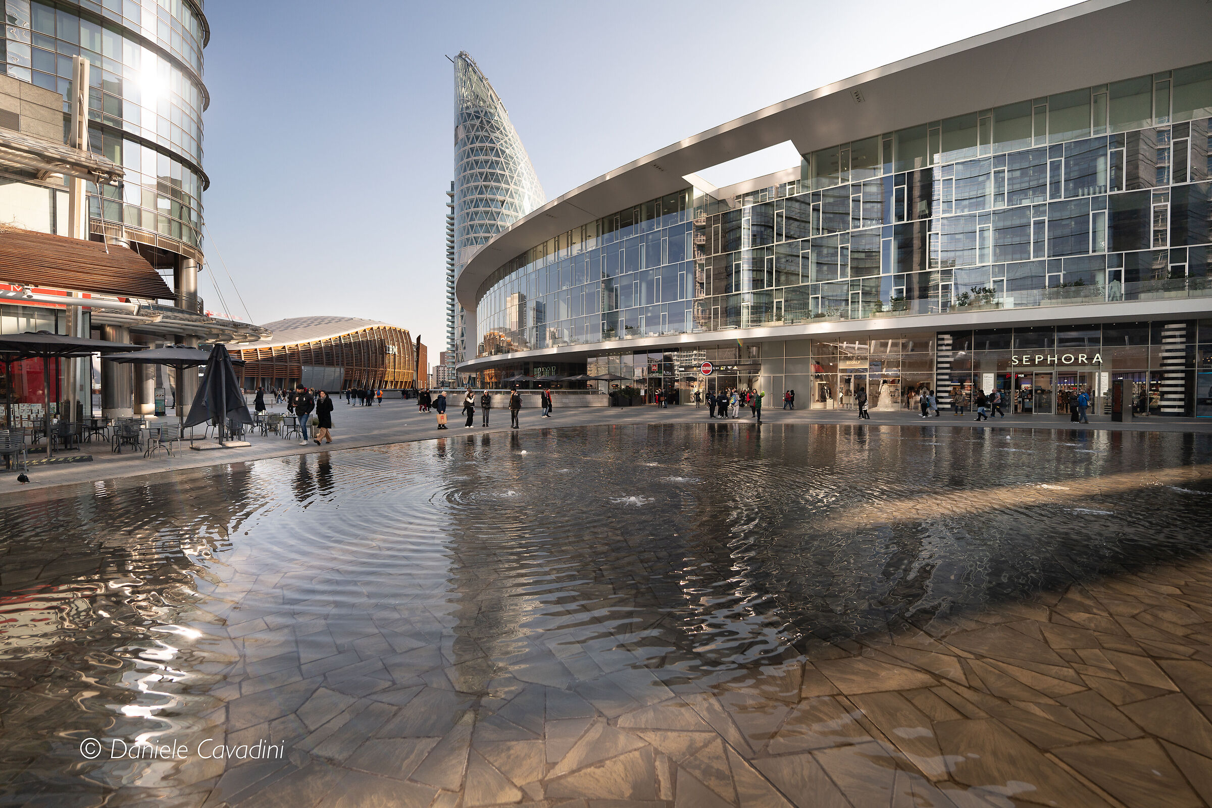 Sony FE 14mm f/1.8 GM