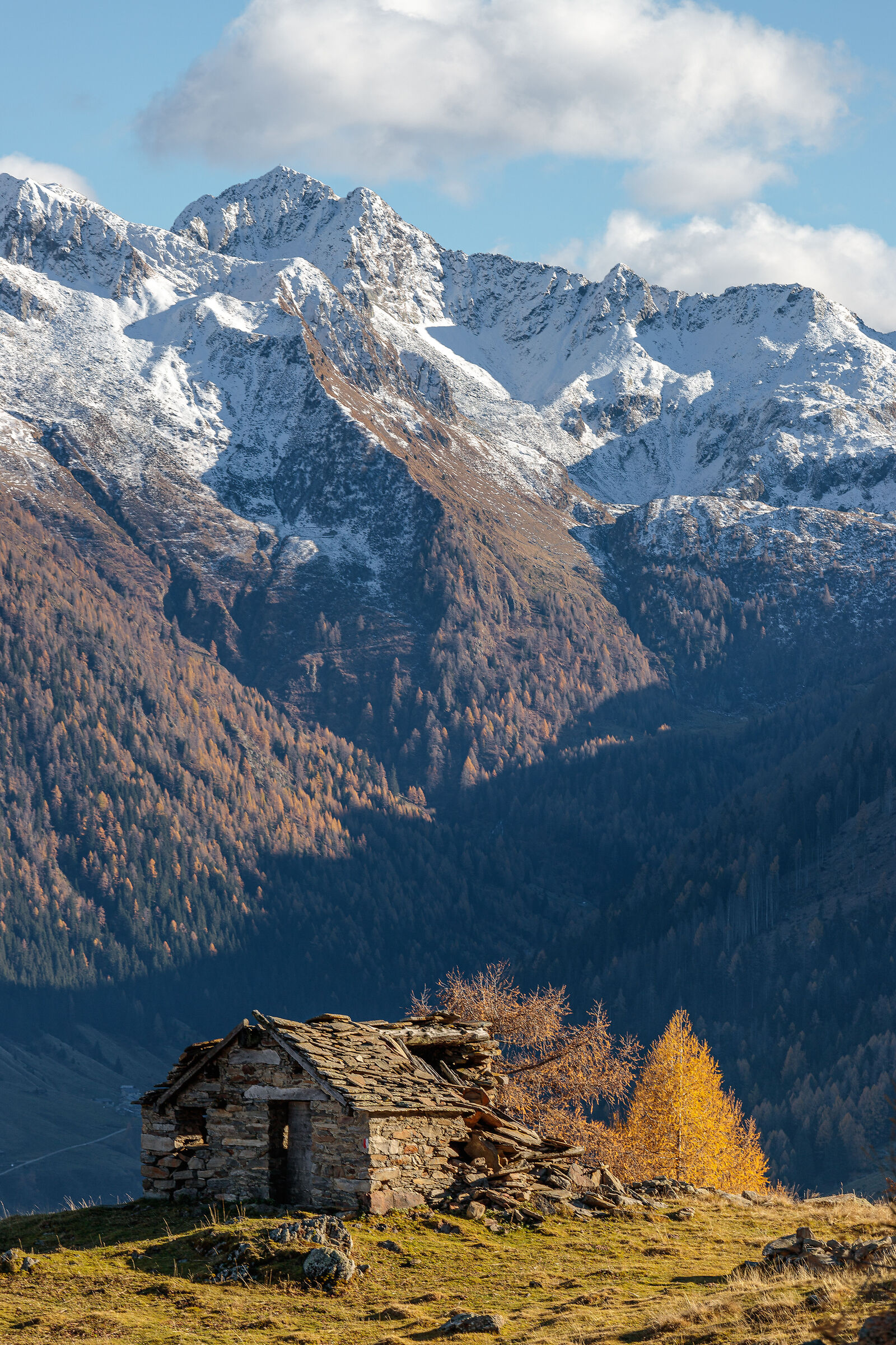 Abandoned huts in Val Tartano