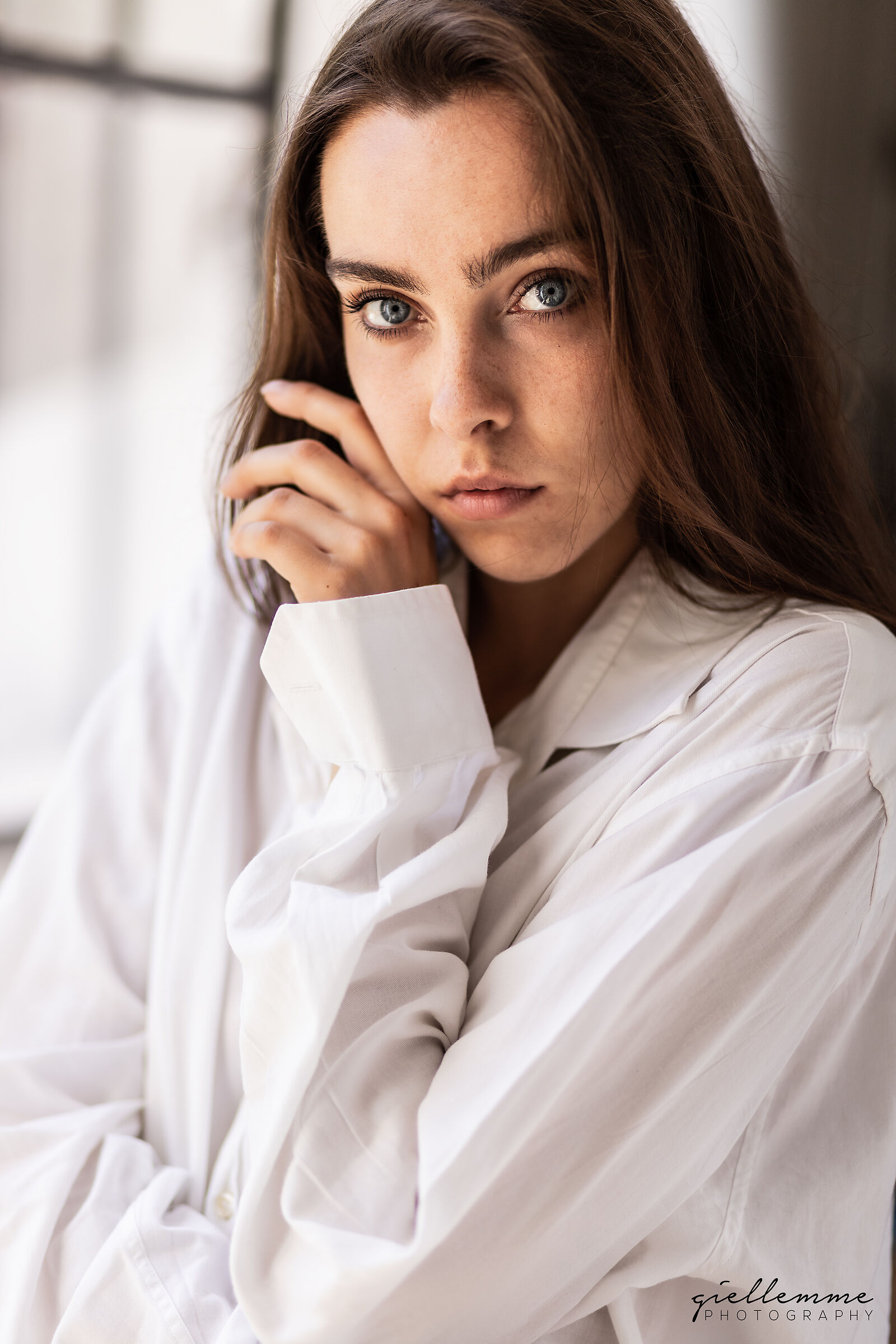 Sara - Ritratto in Luce Mista