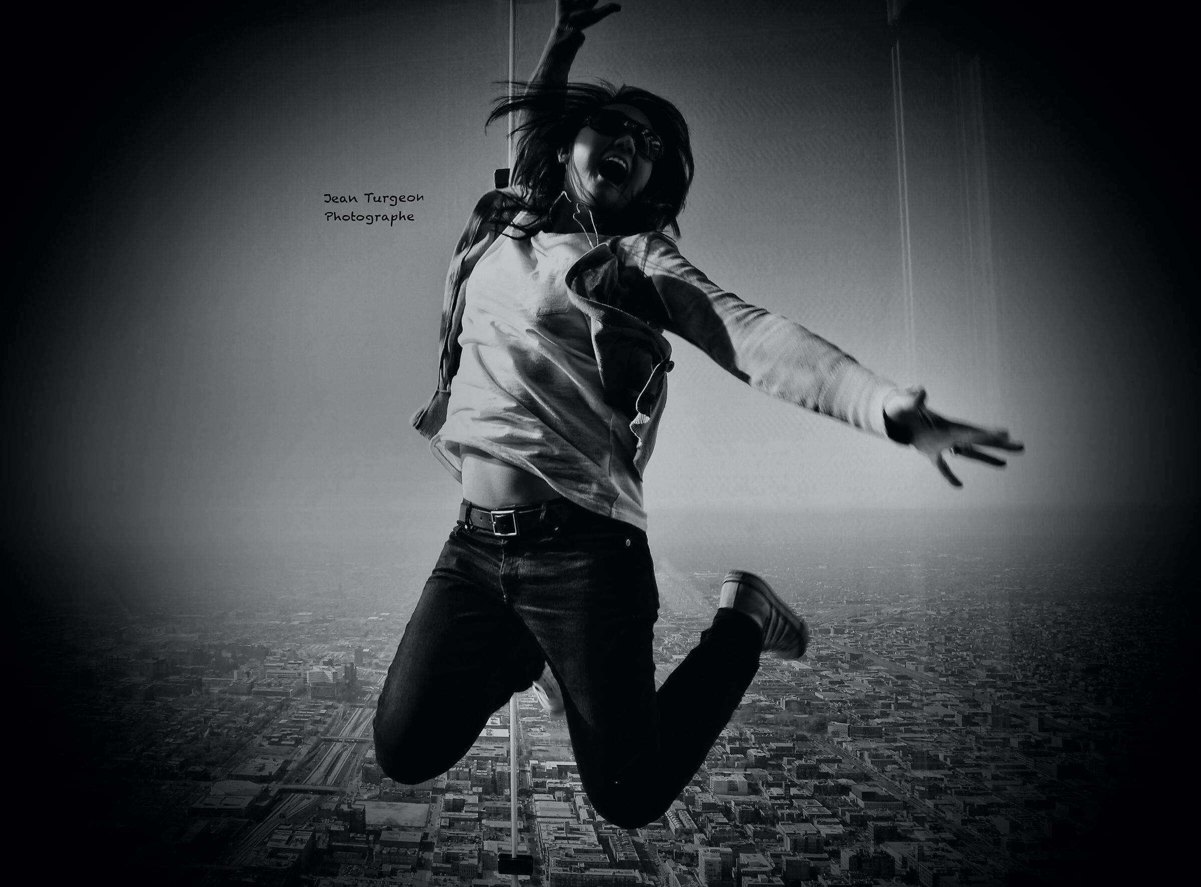 Libertà di espressione, saltare da un edificio