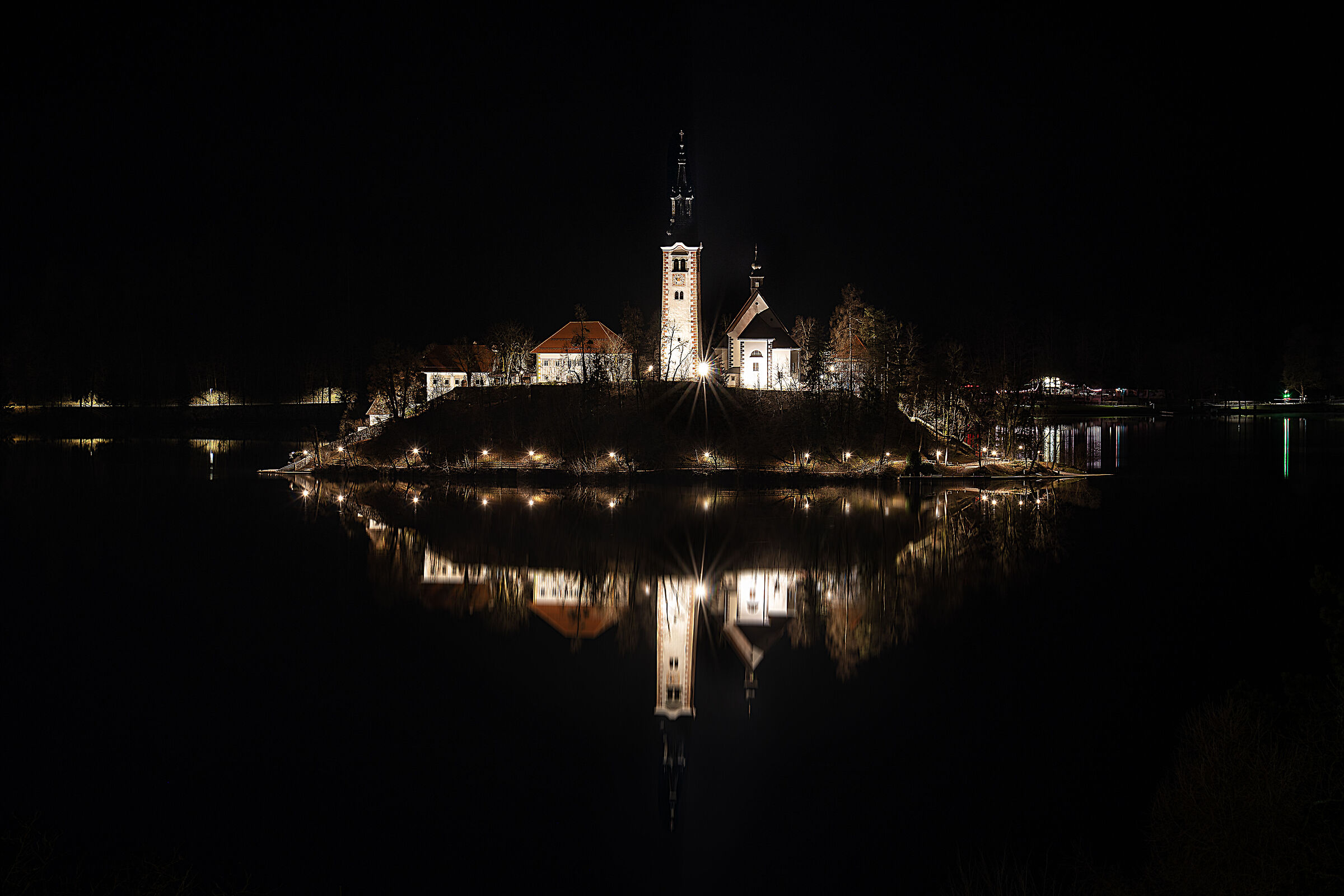 Bled by night