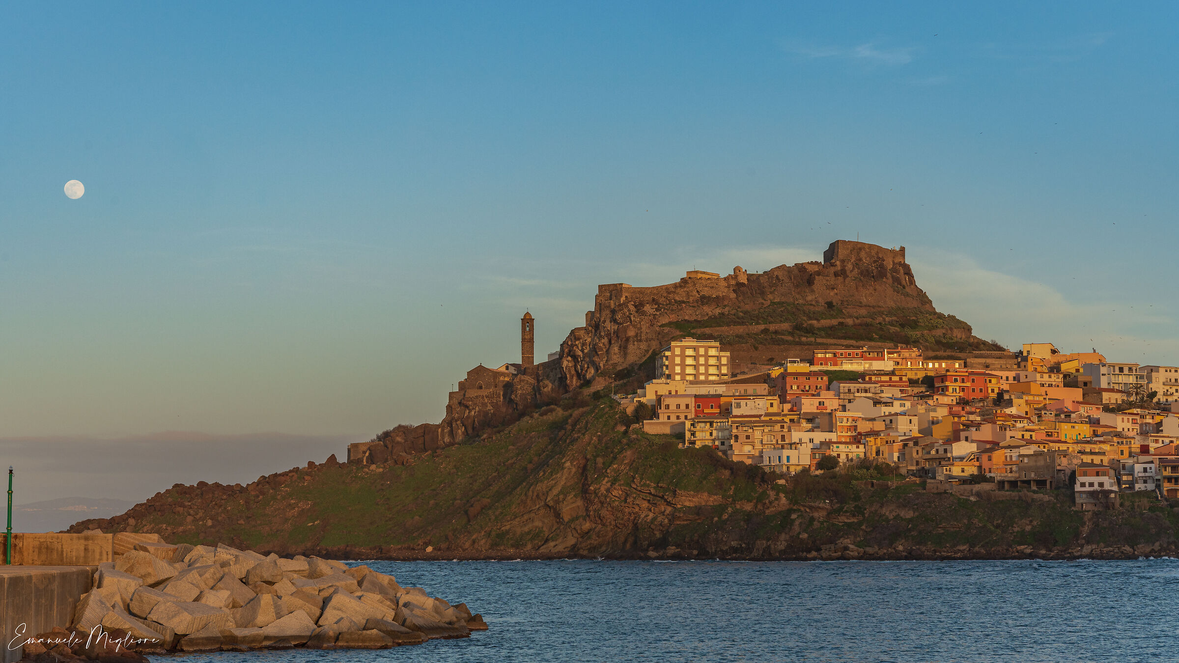Vista panoramica su Castelsardo (ss)