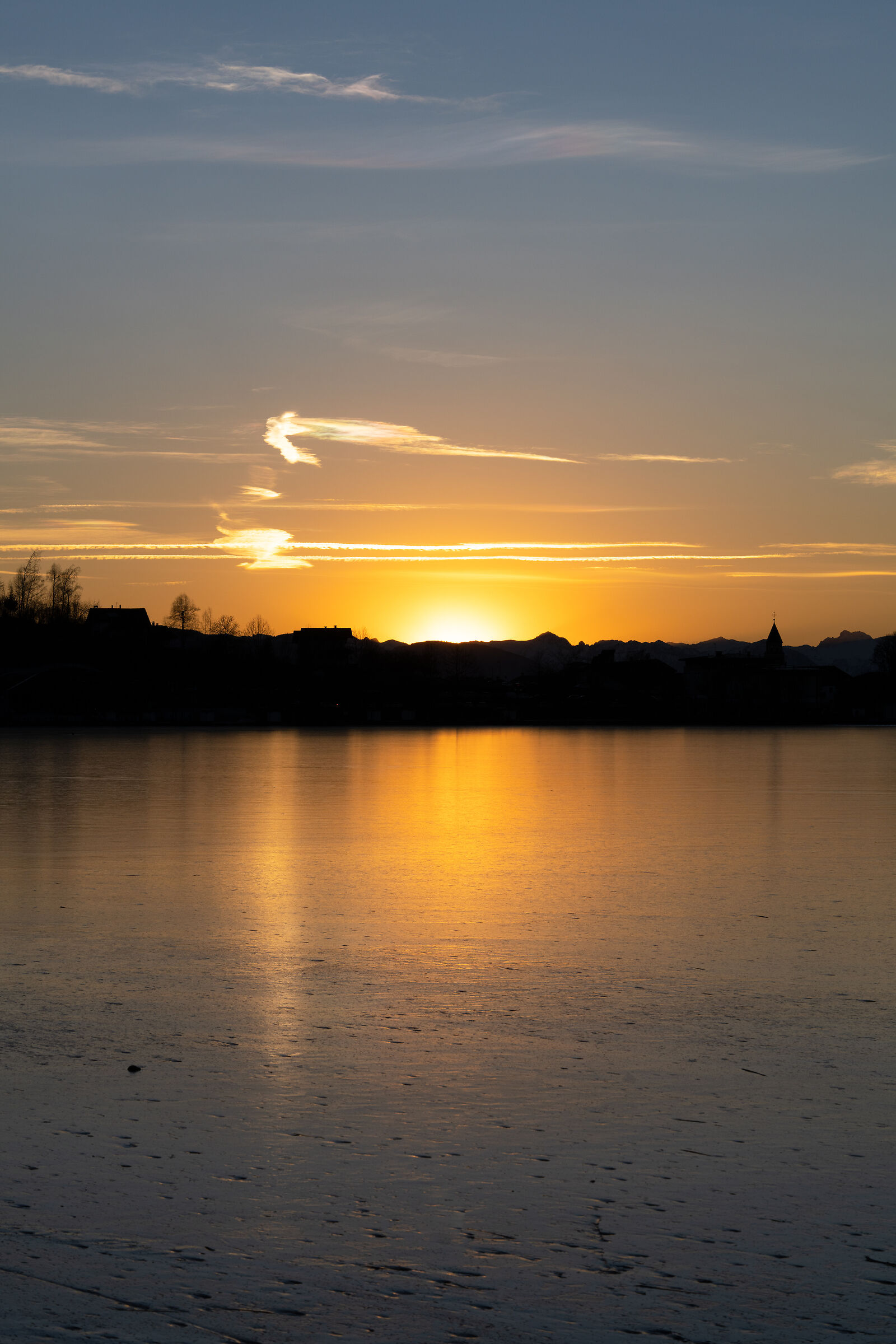 Tramonto sul lago di Serraia (Trentino)