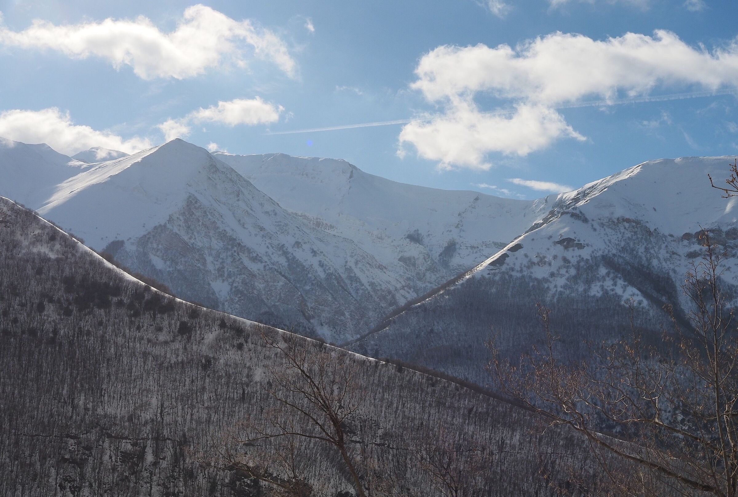 Where the lines of the mountains cross