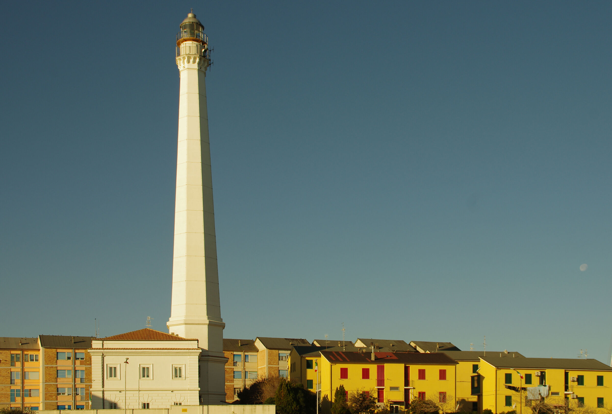 Vasto Lighthouse (Abruzzo)