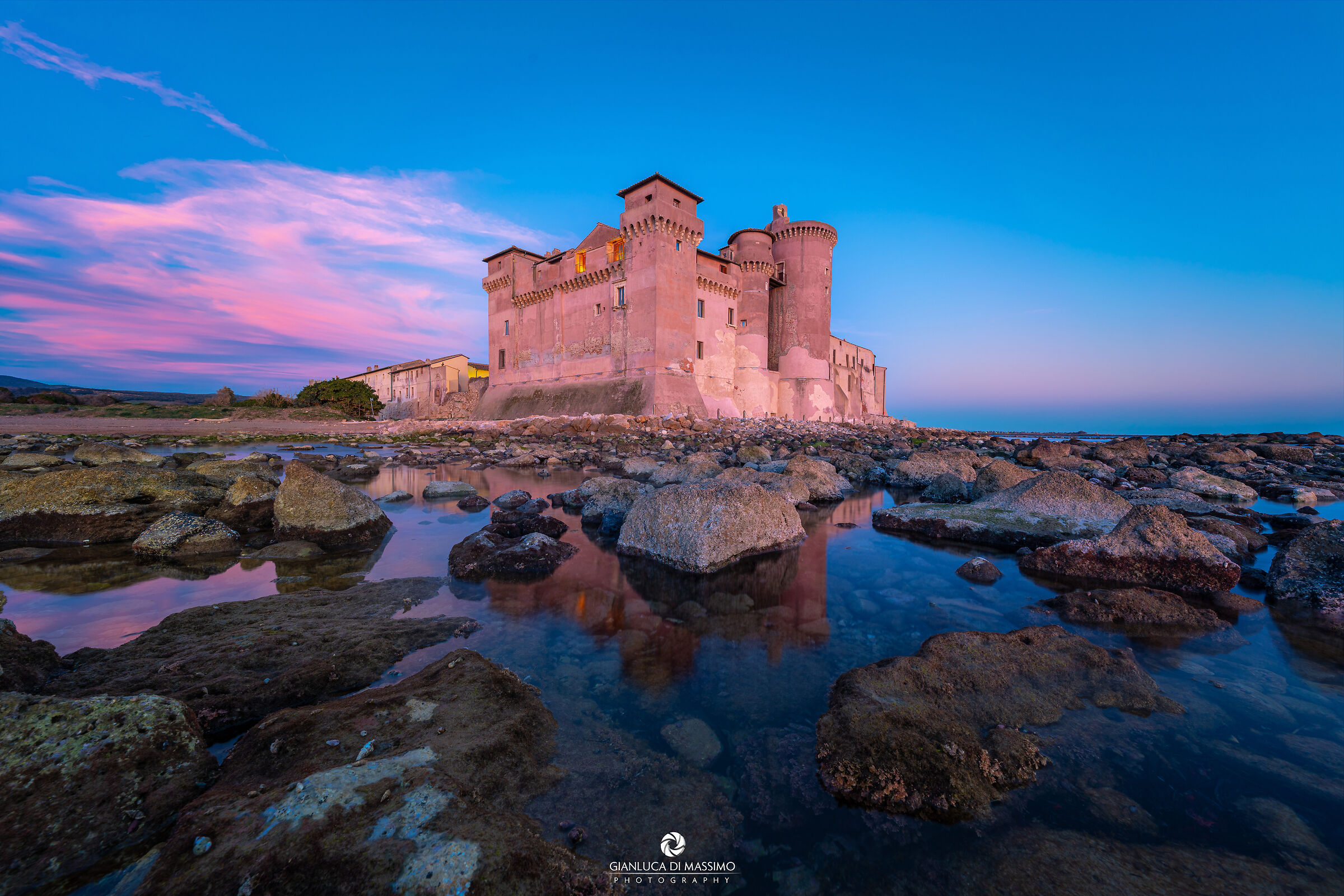 Santa Severa Rosa Shocking