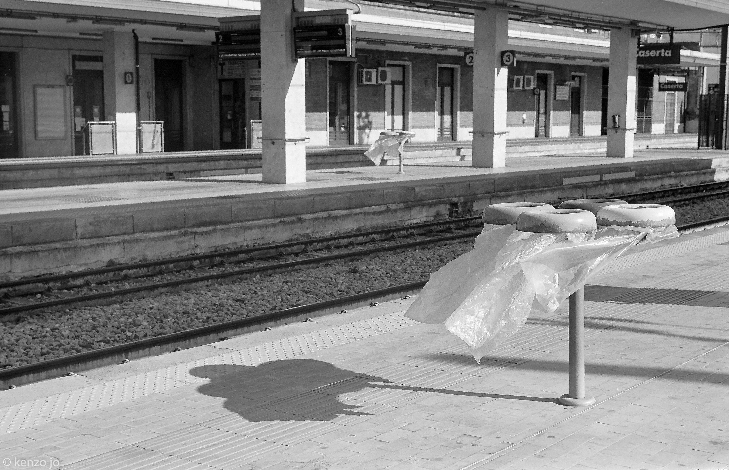 Only wind and lifeless...