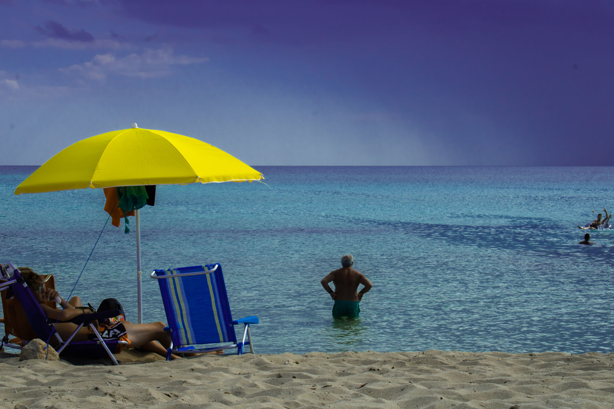 Un ombrellone giallo ci salverà