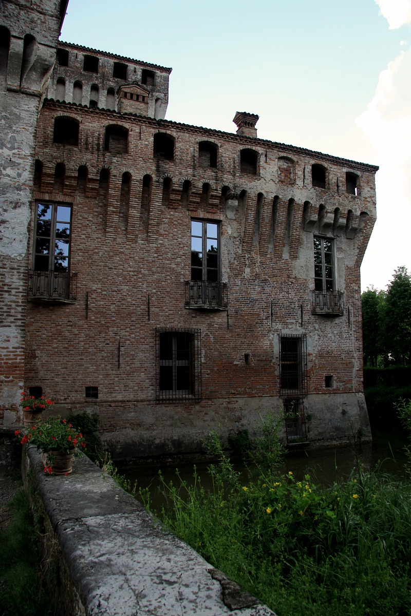 Castle Padernello
