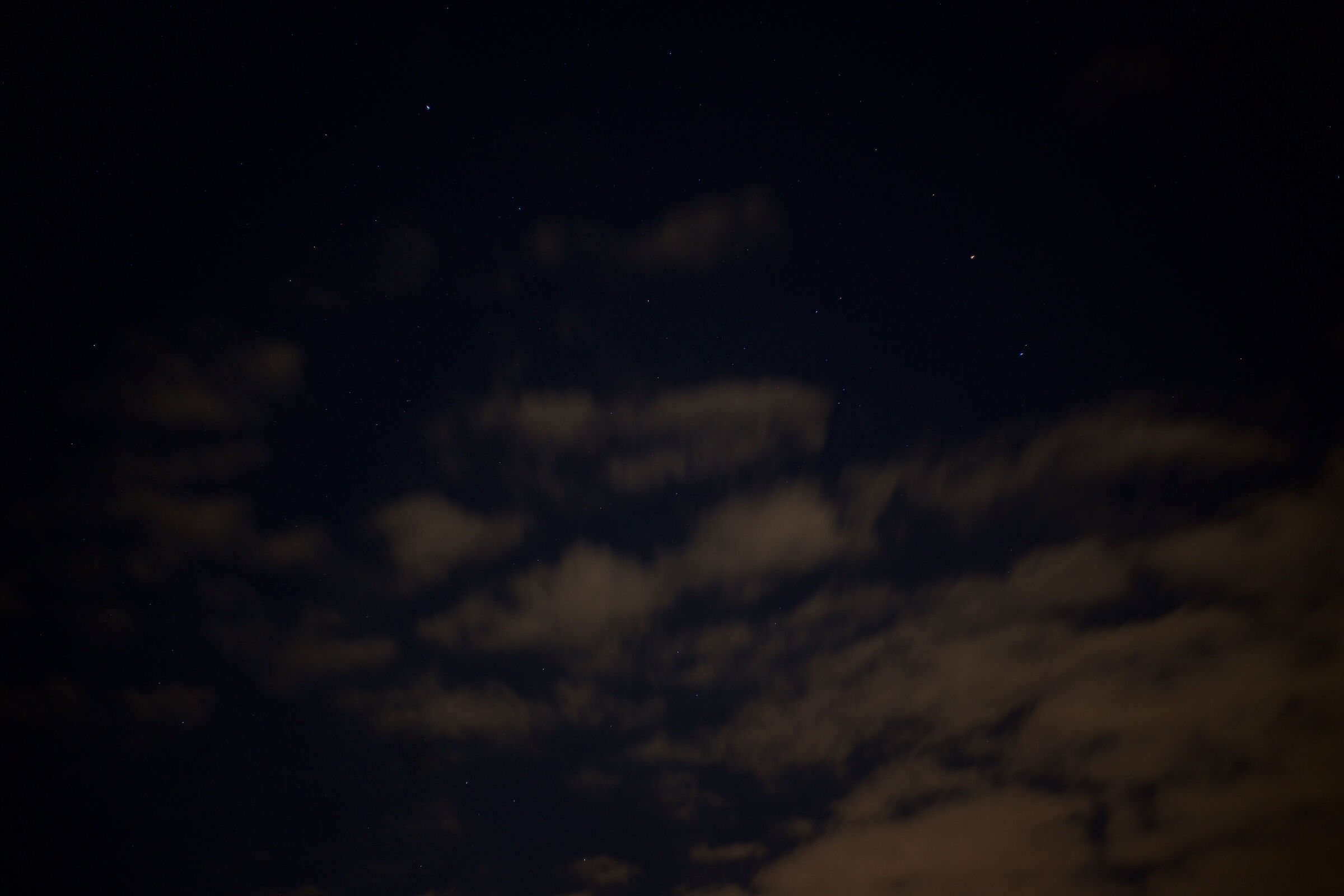 Cercavo comete... ho trovato nuvole