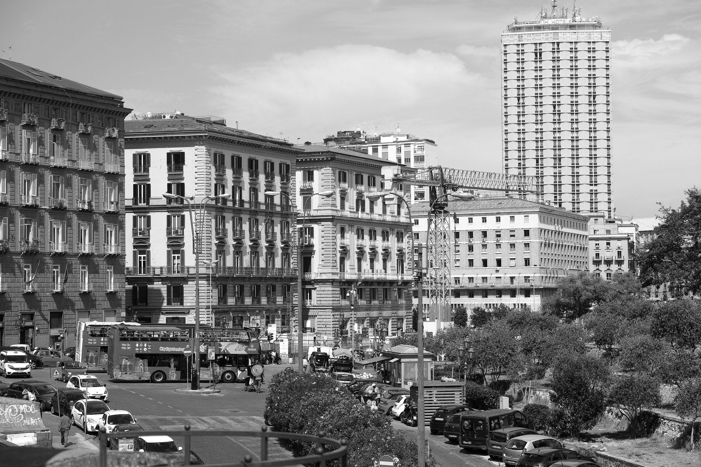 Napoli - Vista da via Riccardo Filangieri