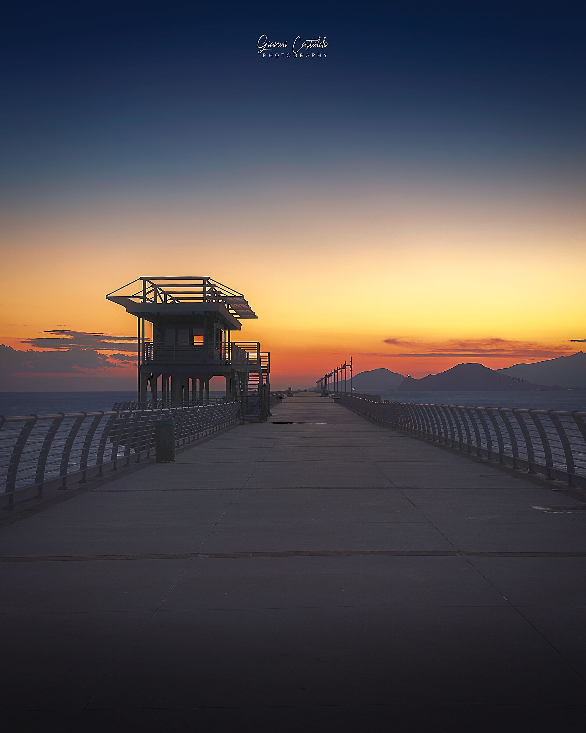 Il pontile di Bagnoli Napoli